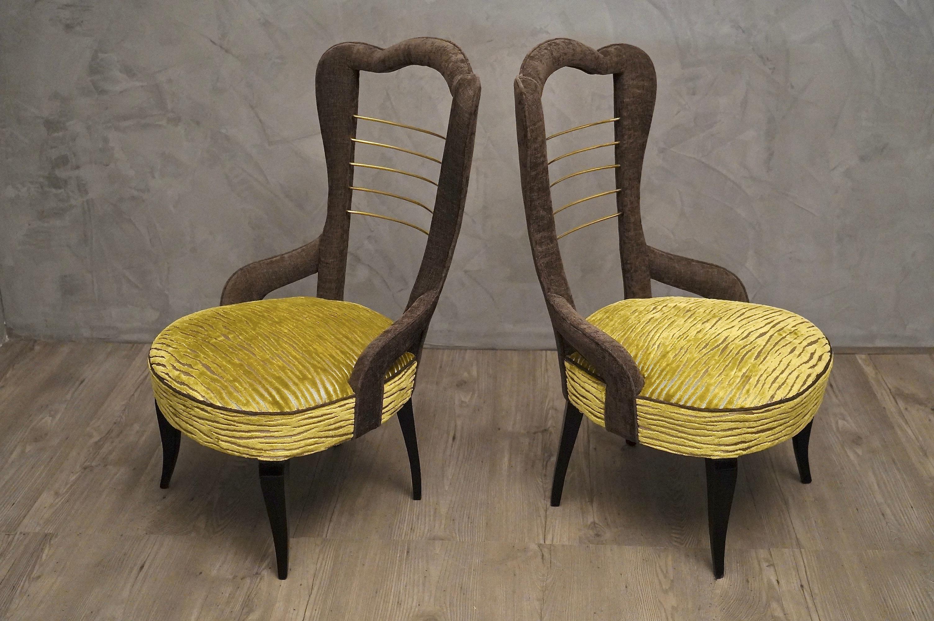 Pair of Midcentury Green Velvet and Brass Italian Chairs, 1950 For Sale 3