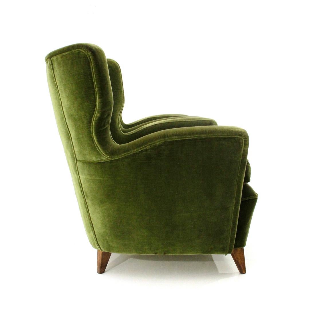 Pair of Midcentury Green Velvet Italian Armchairs, 1950s In Good Condition In Savona, IT