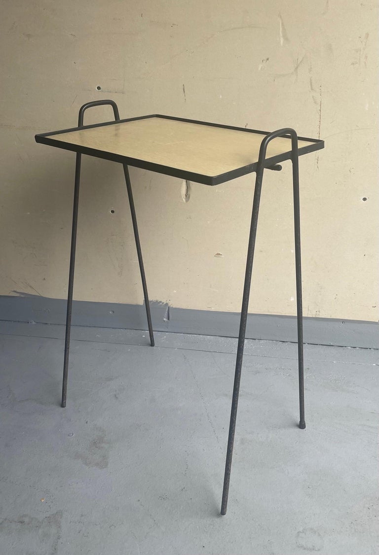 Pair of Mid-Century Hairpin Stacking TV Tray Tables For Sale 1