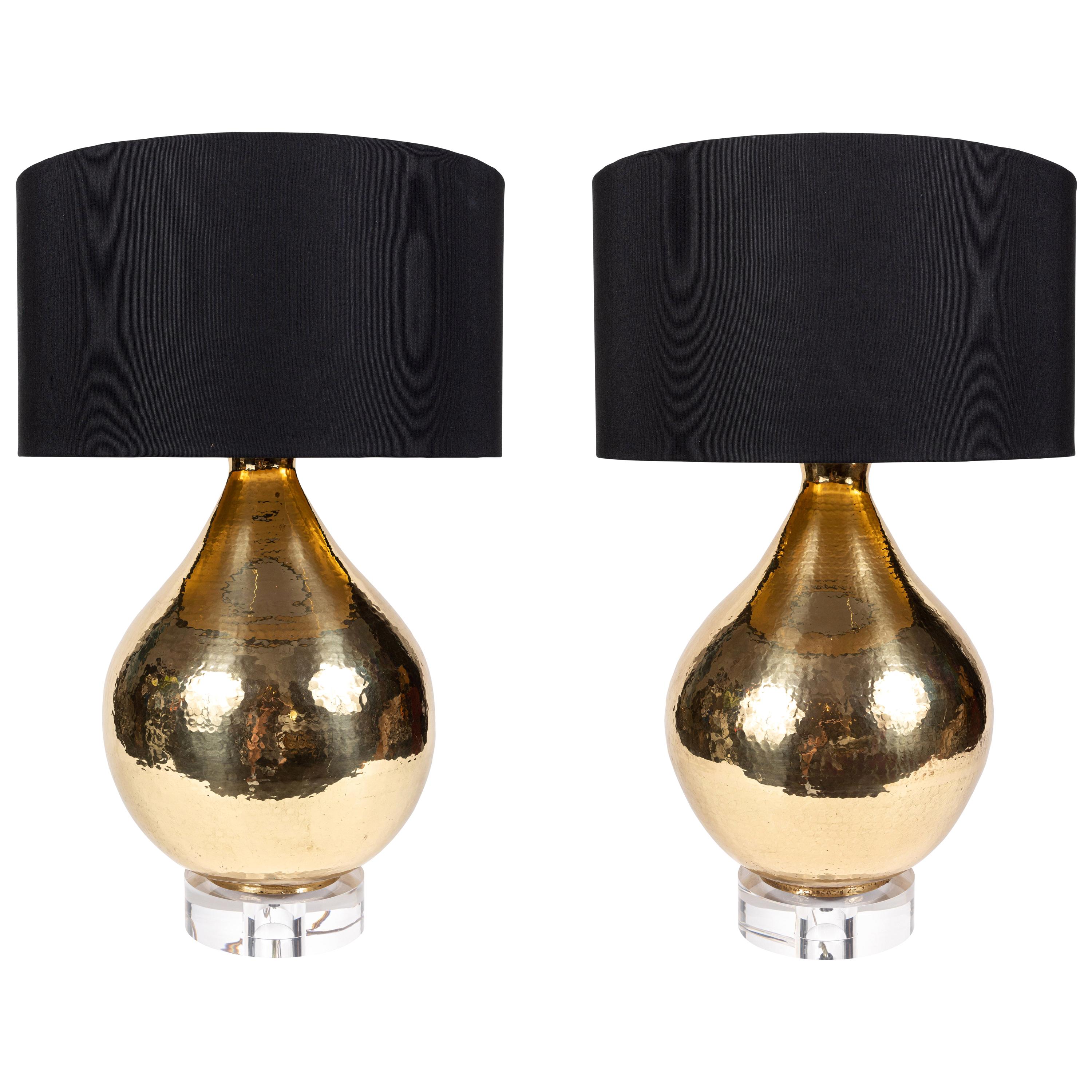 Pair of Midcentury Hammered Brass Lamps on Lucite Bases Attributed to Marbro