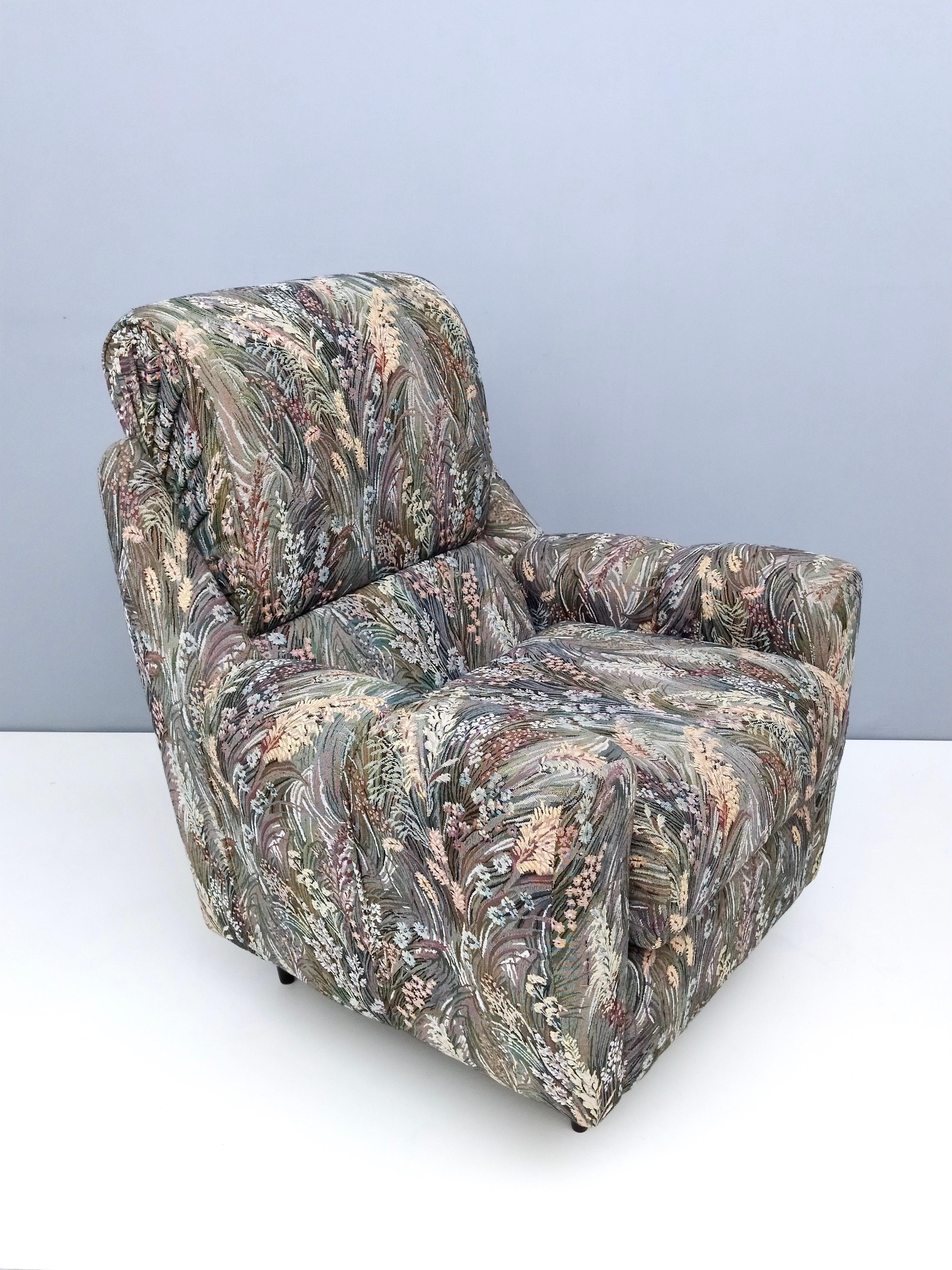 Italian Pair of High-Quality Patterned Fabric Armchairs, Italy For Sale