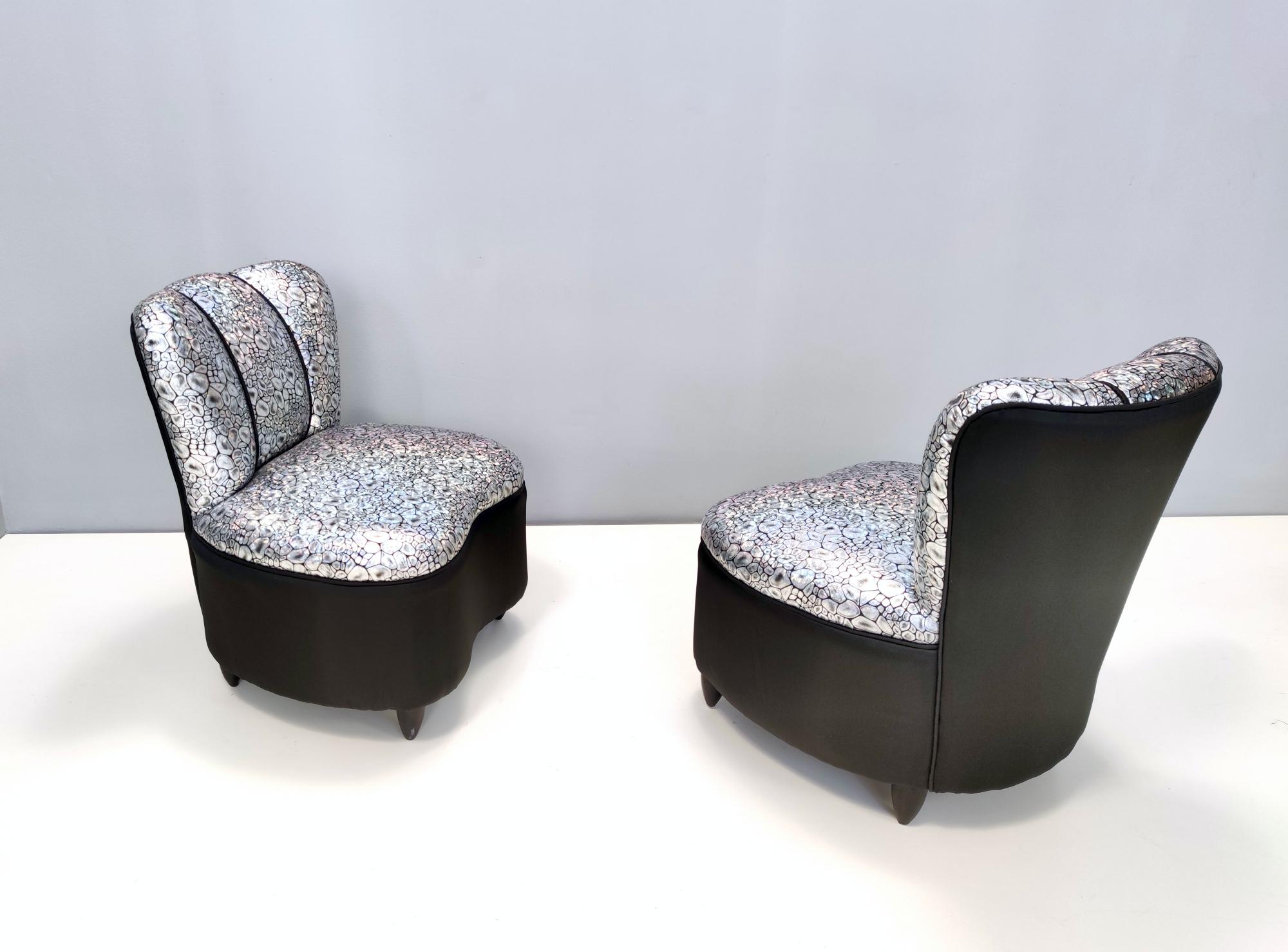 Italian Pair of Vintage Lounge Chairs with Holographic Fabric Upholstery, Italy For Sale