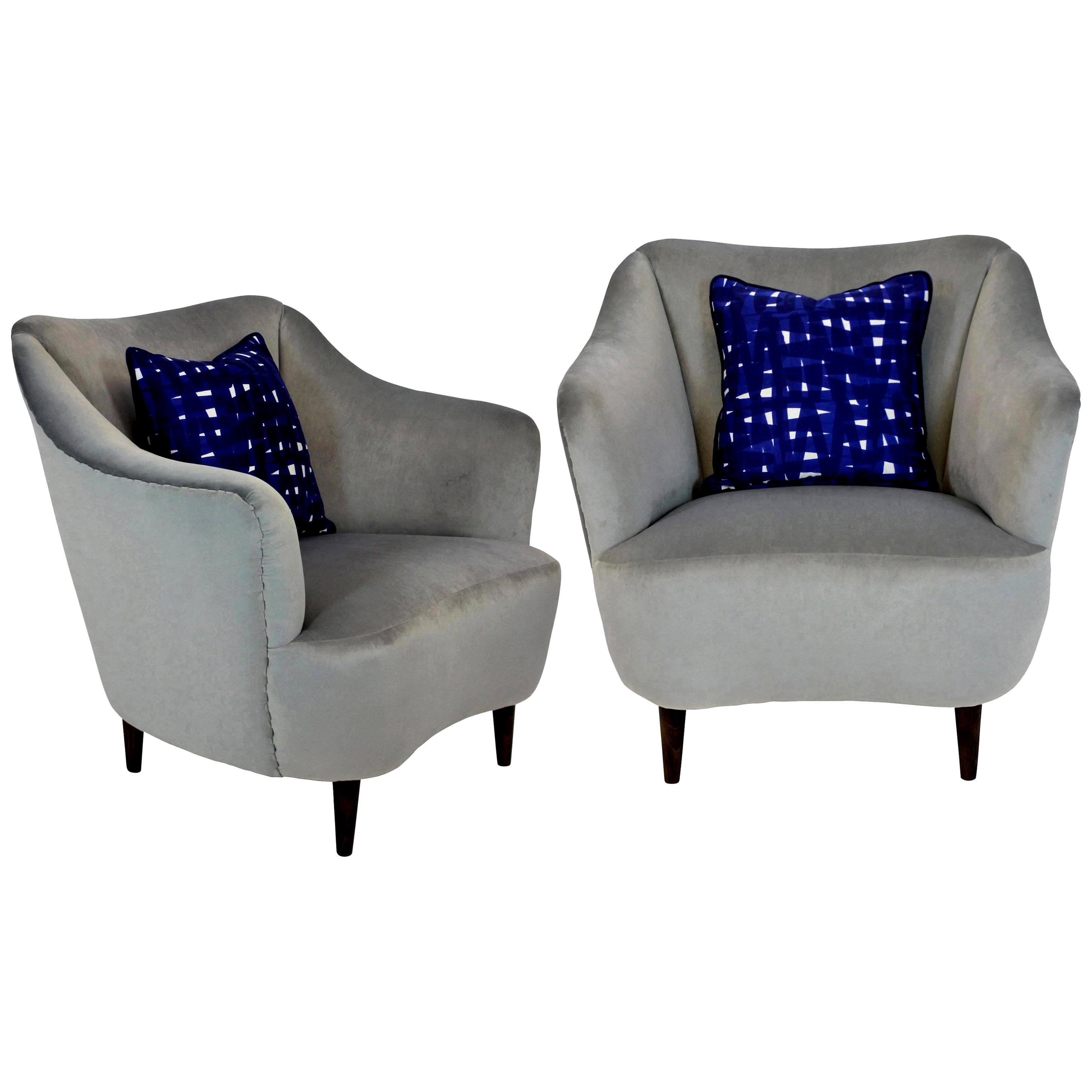 Pair of Midcentury Italian Armchairs in Silver Velvet