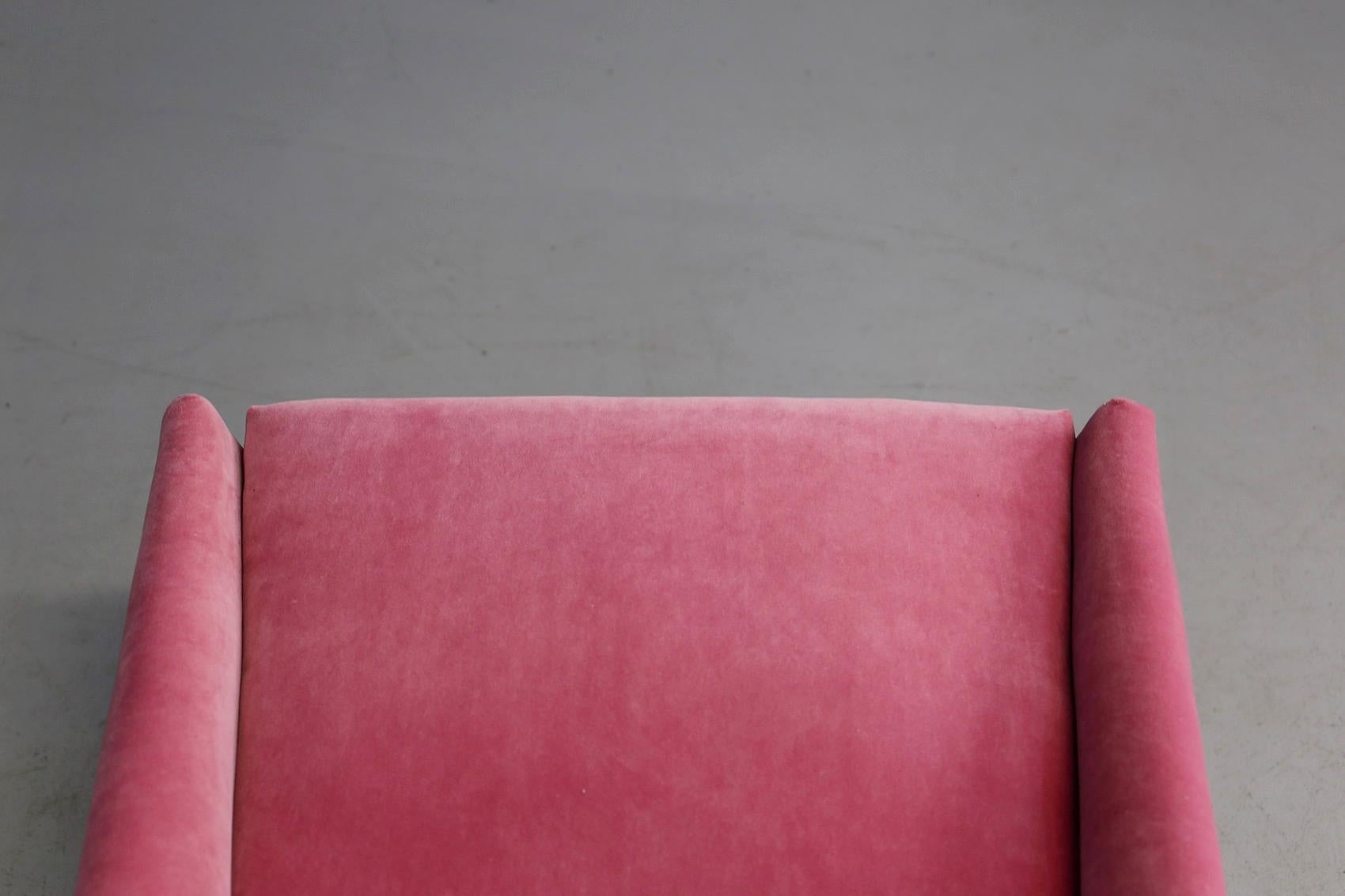 Pair of Midcentury Italian Attributed by Carlo Pagani in Pink Velvet, 1950s 4