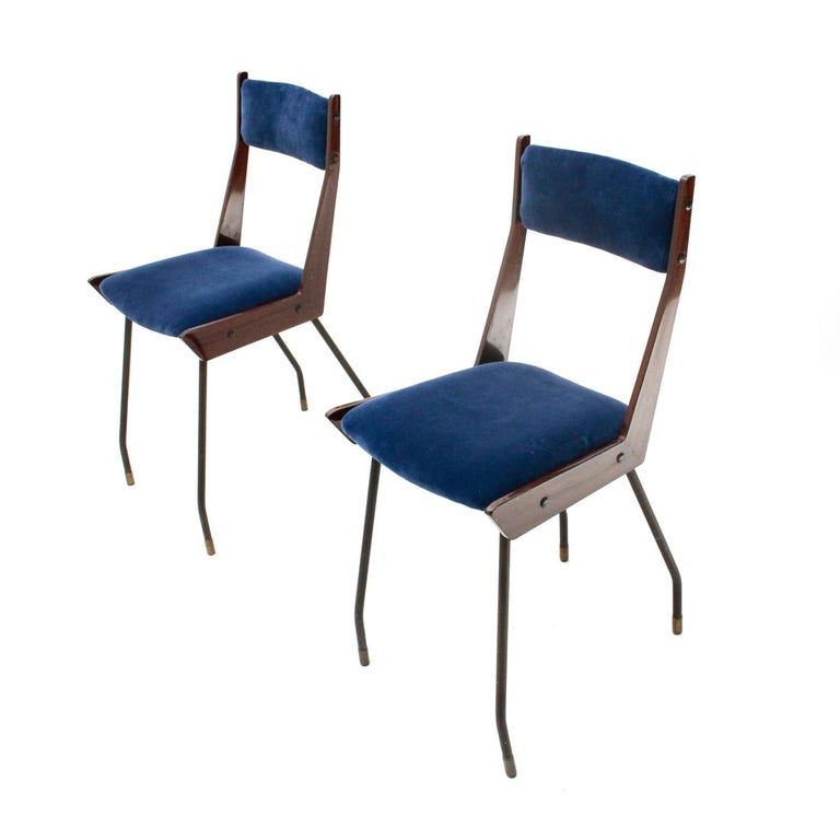 Pair of Midcentury Italian Blue Velvet Dining Chair by RB Rossana, 1950s For Sale 1