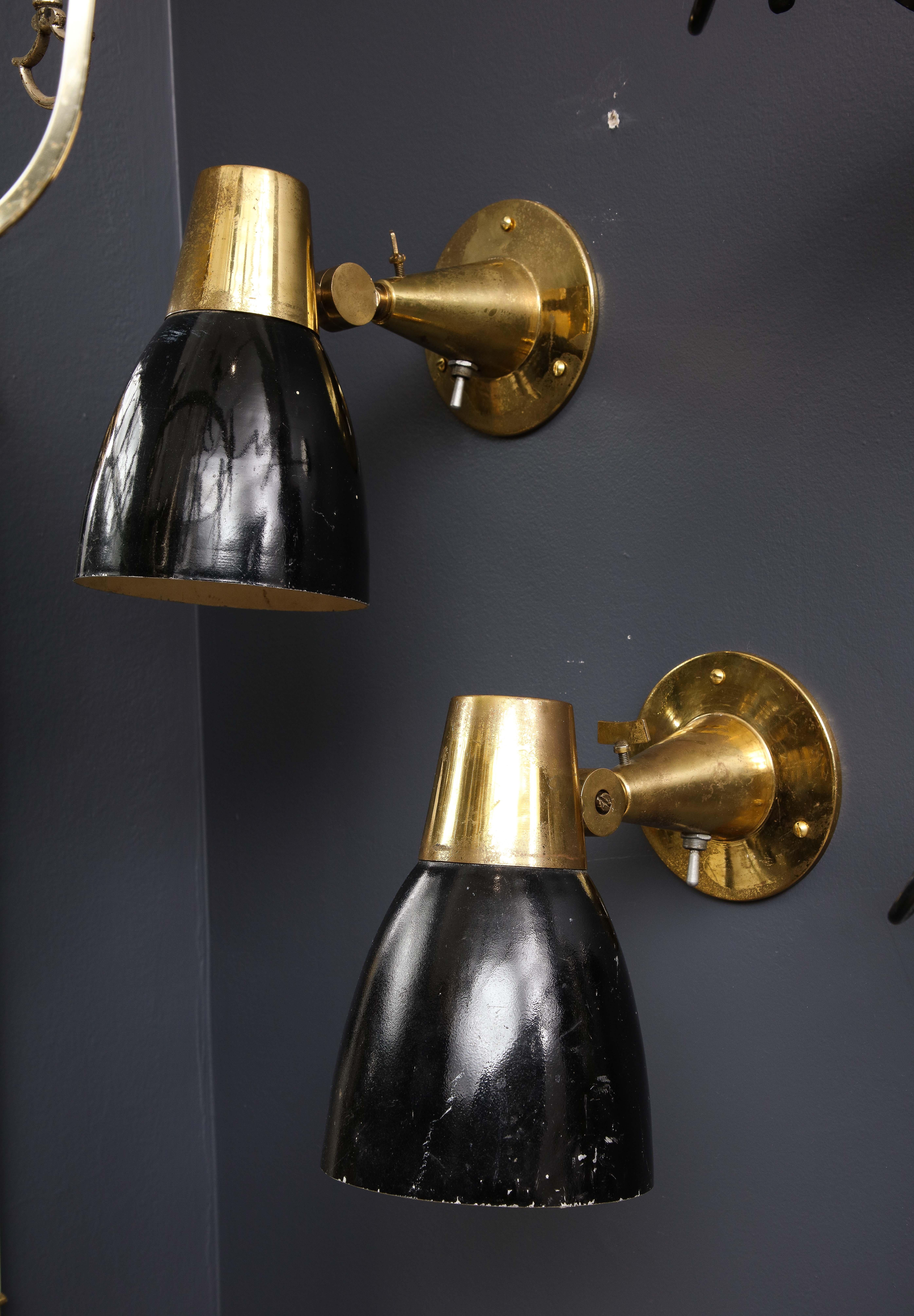 Pair of Midcentury Italian Brass and Enameled Steel Sconces, 1950s For Sale 9