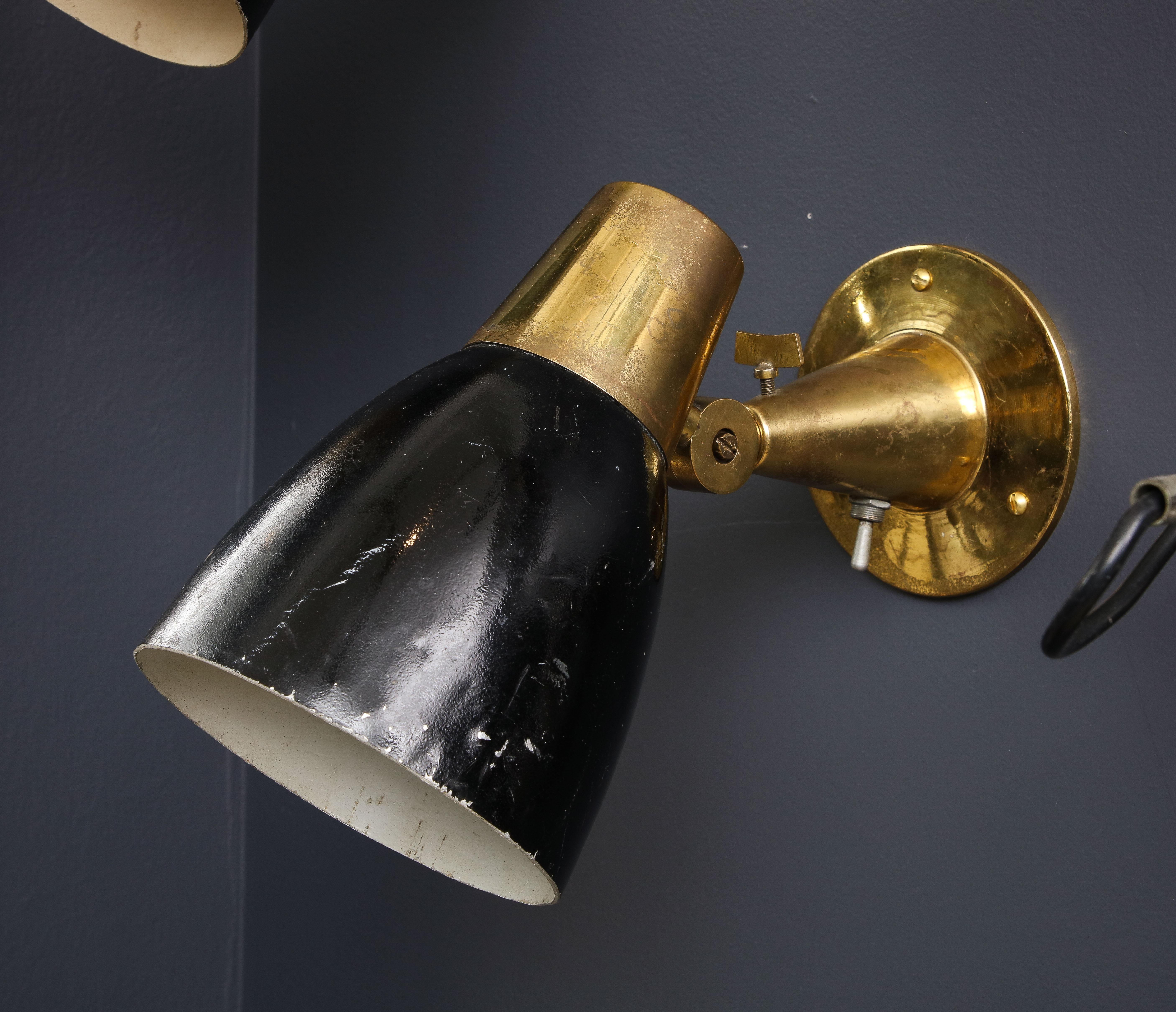 Mid-Century Modern Pair of Midcentury Italian Brass and Enameled Steel Sconces, 1950s For Sale