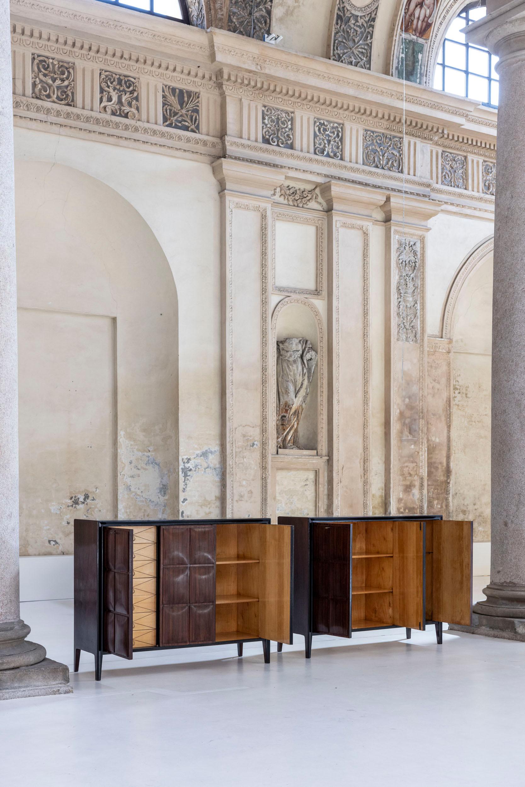 Pair of midcentury Italian cabinets by Paolo Buffa In Excellent Condition For Sale In Piacenza, Italy