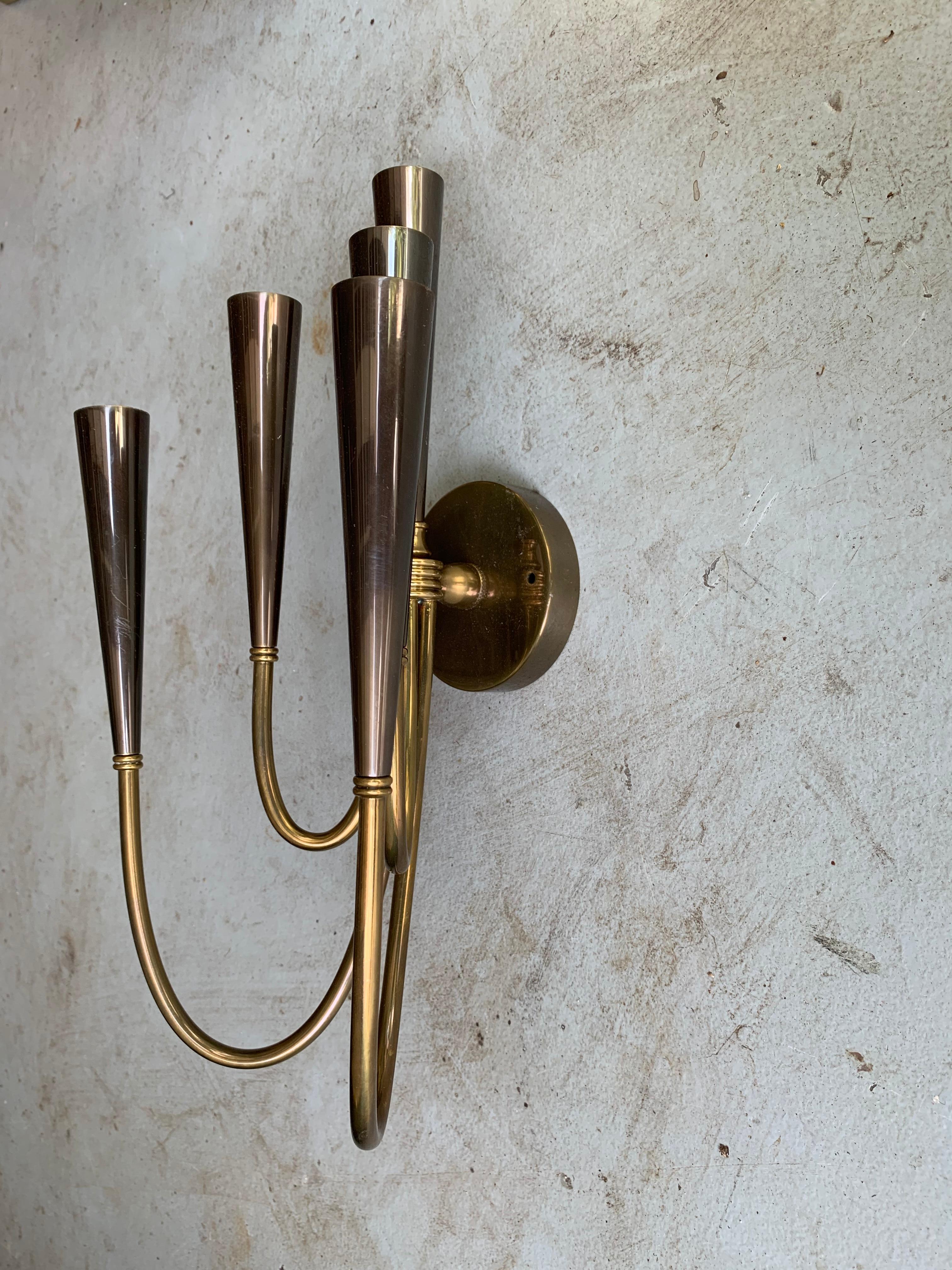 Mid-20th Century Pair of Midcentury Italian Dual Tone Brass and Gray Metal Sconces For Sale