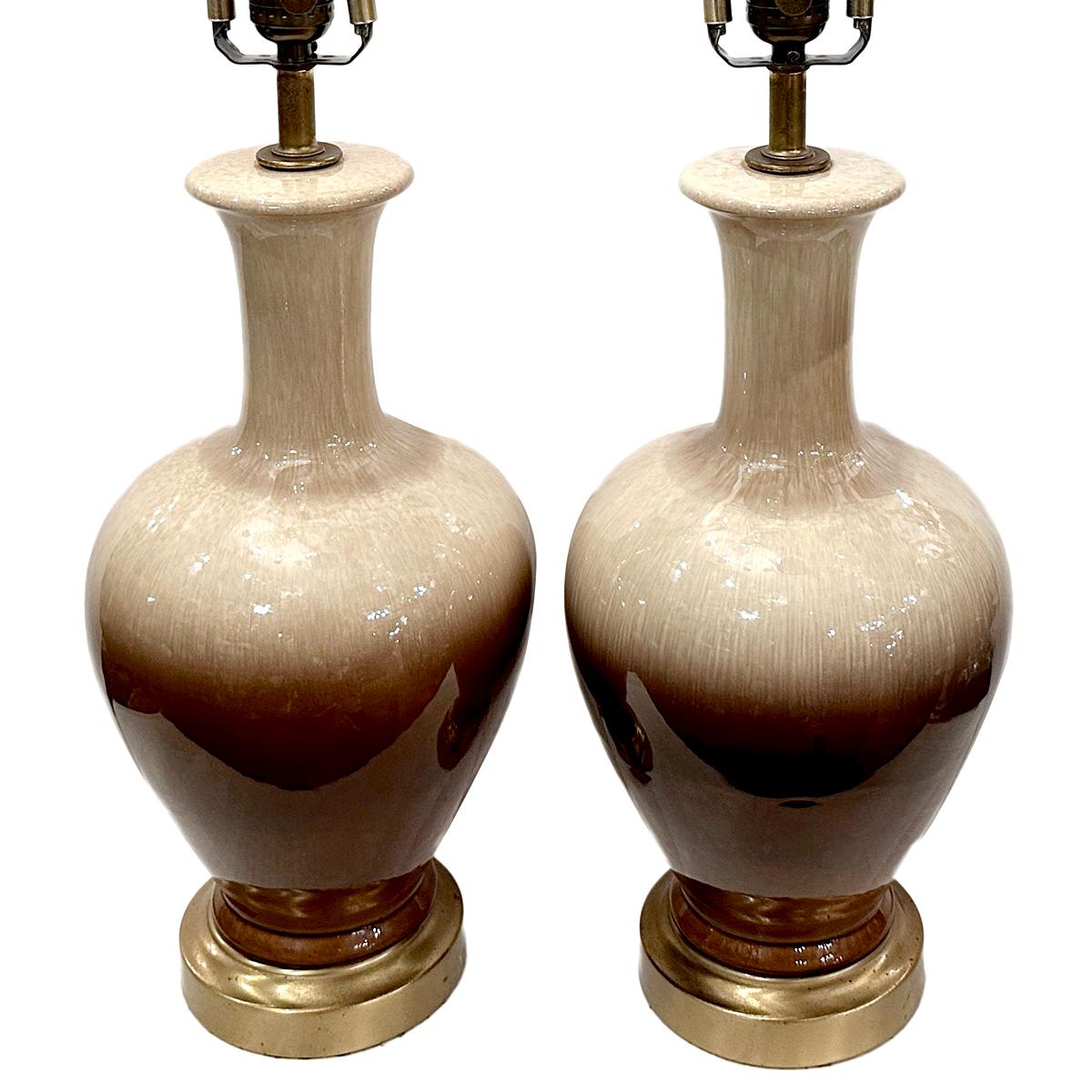 Pair of 1960's Italian porcelain lamps.

Measurements:
Height of body: 17