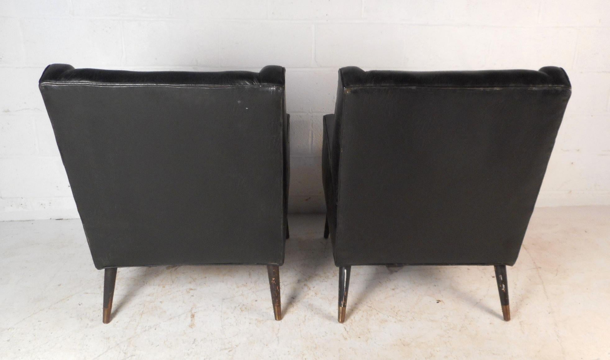 Late 20th Century Pair of Midcentury Italian Lounge Chairs