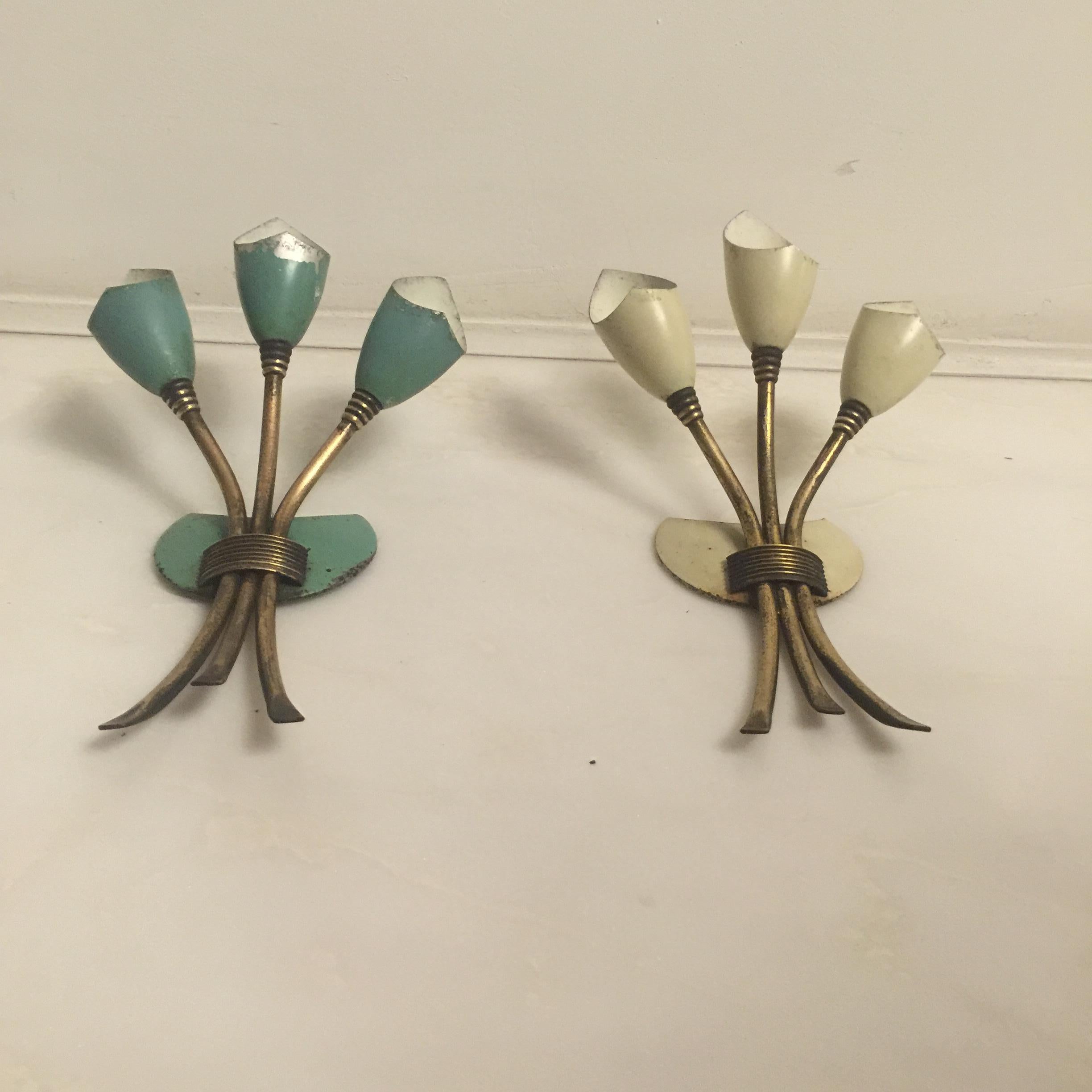 Pair of Midcentury Italian Metal Sconces in the Manner of Arredoluce Monza In Good Condition For Sale In Catania, IT