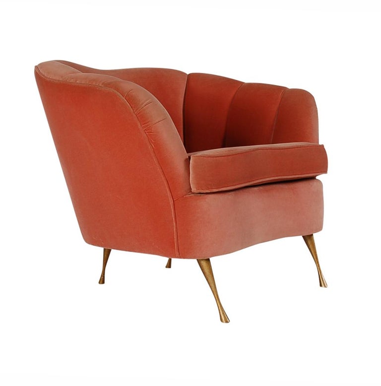 Pair of Midcentury Italian Modern Pink Velvet Lounge or Clubs Chairs at