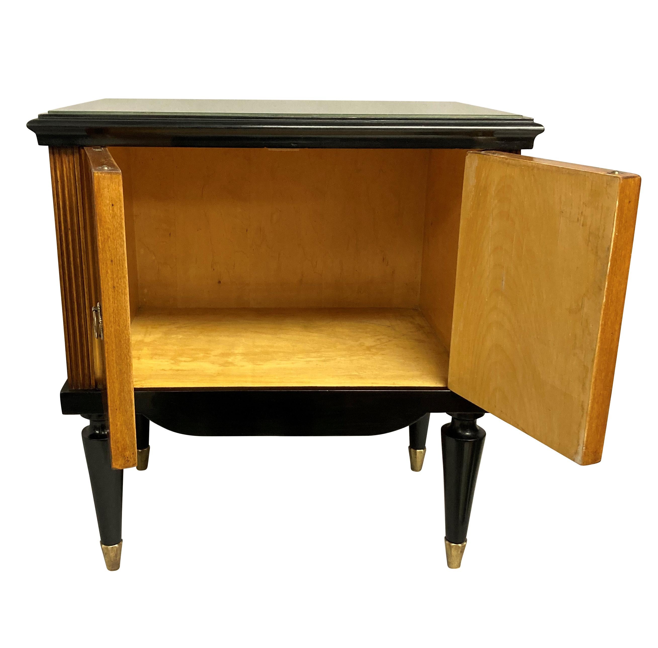 Mid-20th Century Pair Of Midcentury Italian Night Stands For Sale