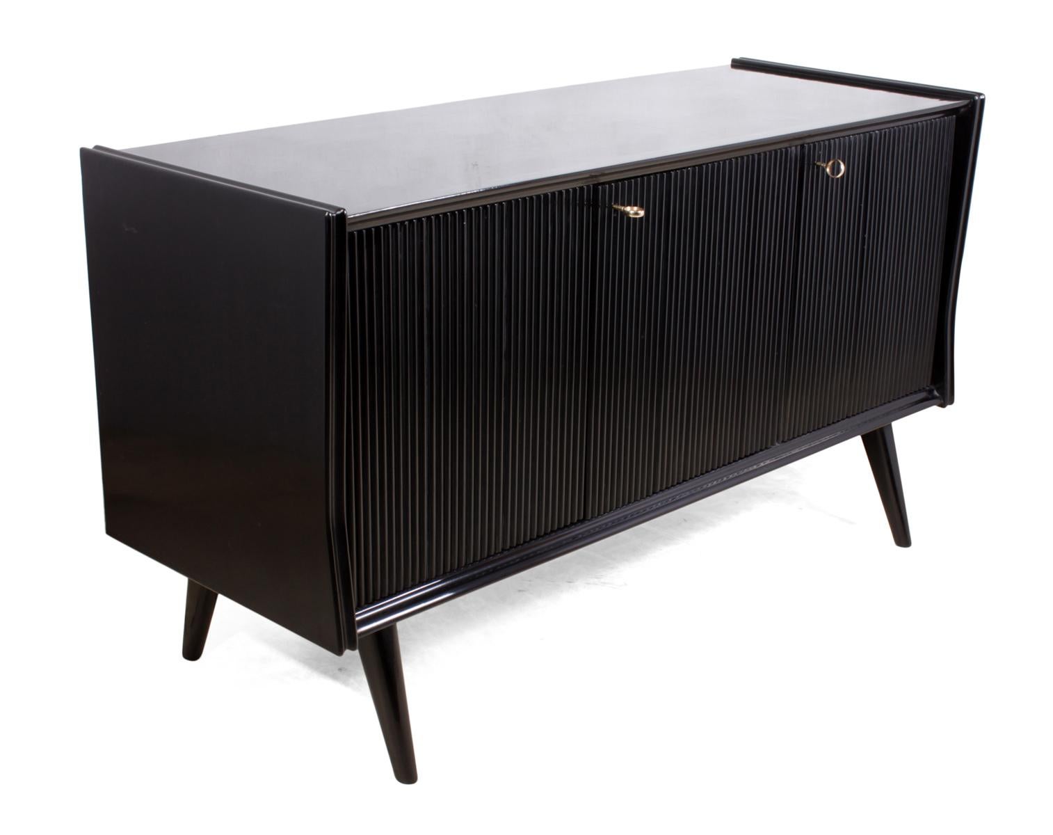 Pair of Midcentury Italian Piano Lacquer Sideboards 2