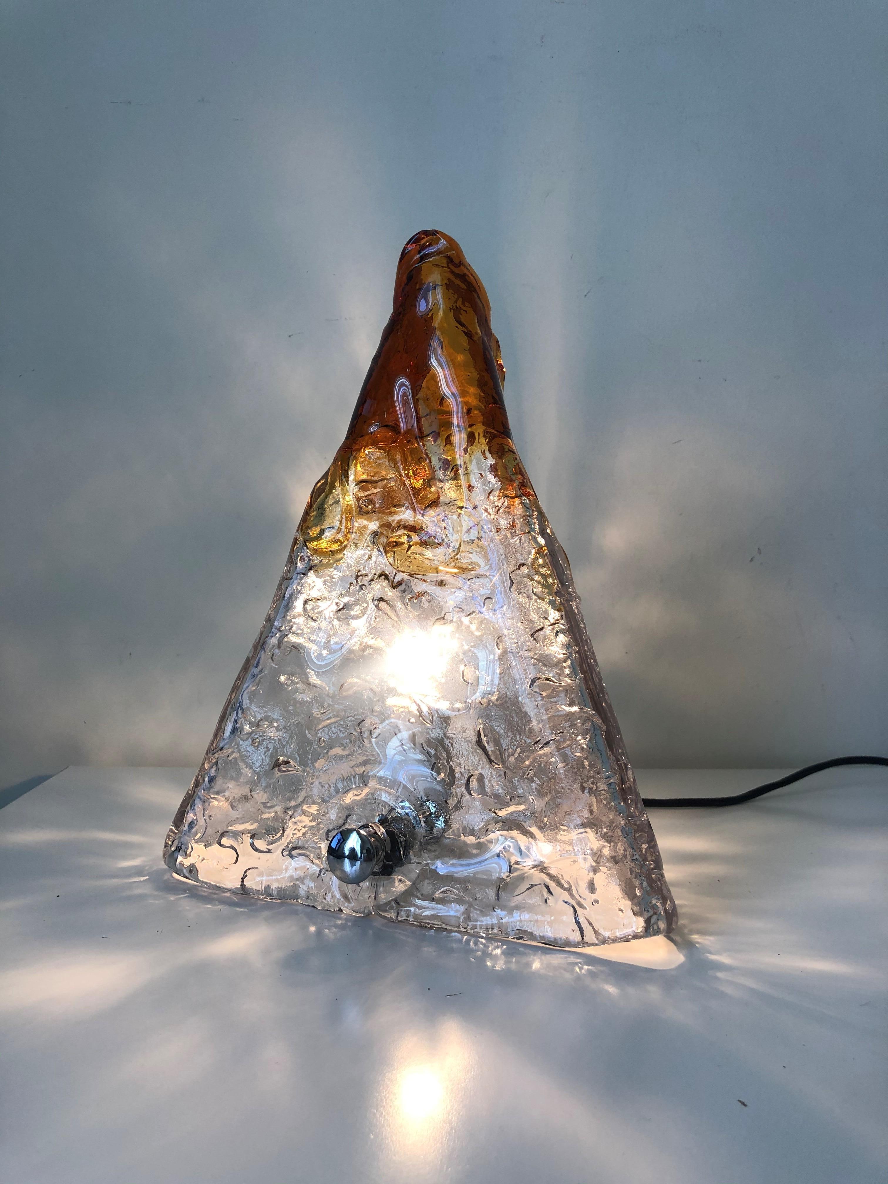 Pair of Midcentury Italian Pyramid Murano Table Lamps by Mazzega, 1970s For Sale 6