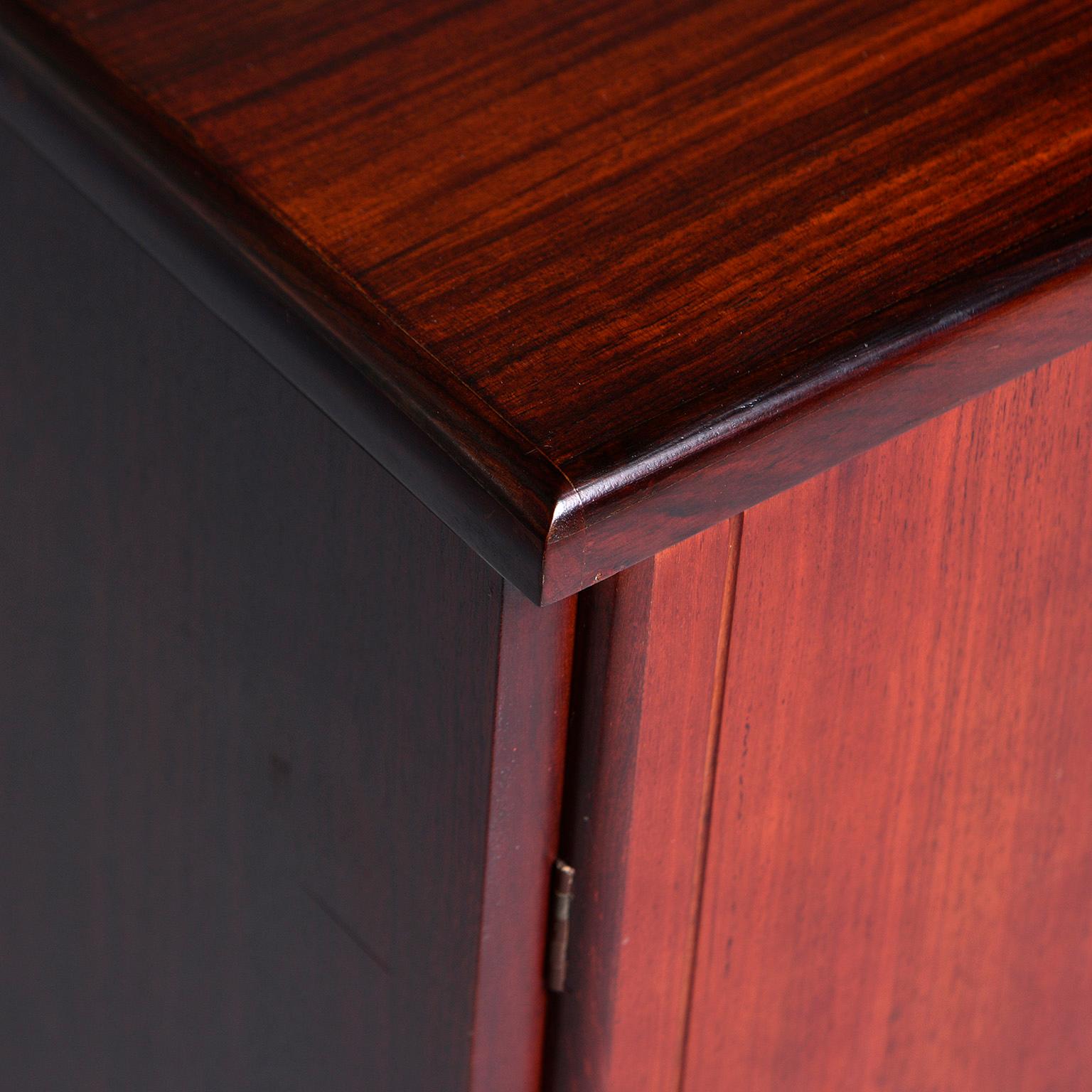 Pair of Midcentury Italian Rosewood Cabinets With Ebony Detailing For Sale 13