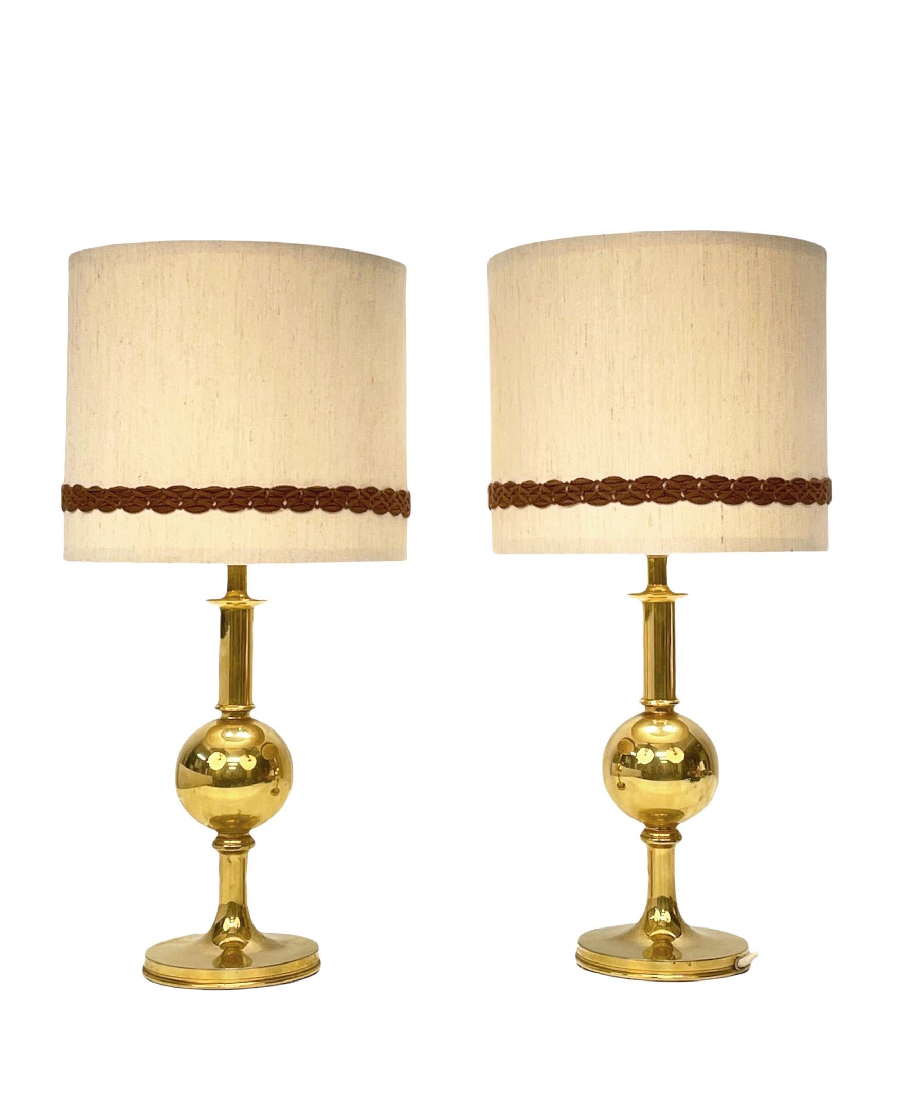 Pair of Midcentury Italian Solid Gilt Brass Table Lamps, 1980s 11