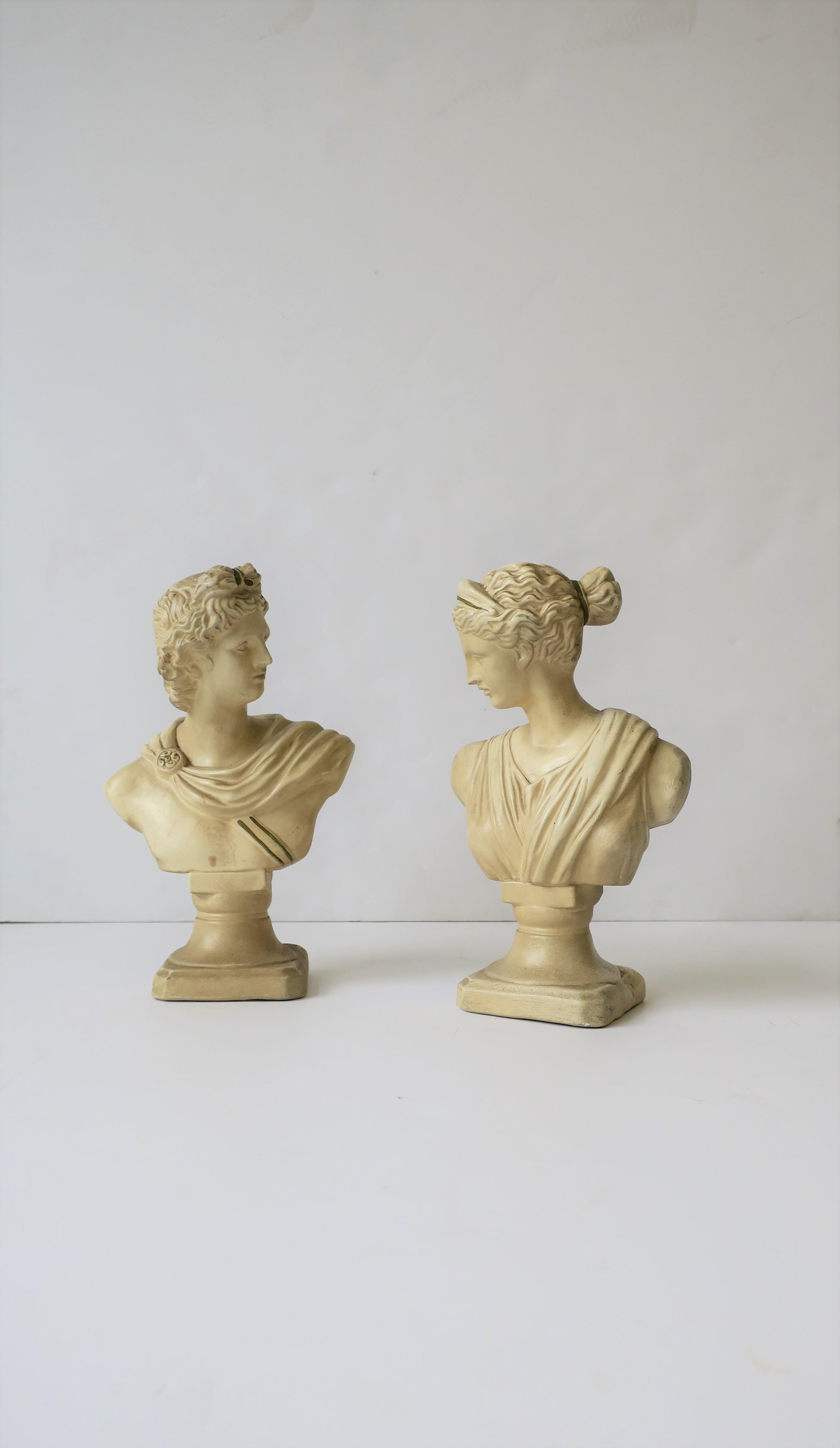 Pair of Midcentury Italian White Plaster Classic Roman Bust Sculptures 1