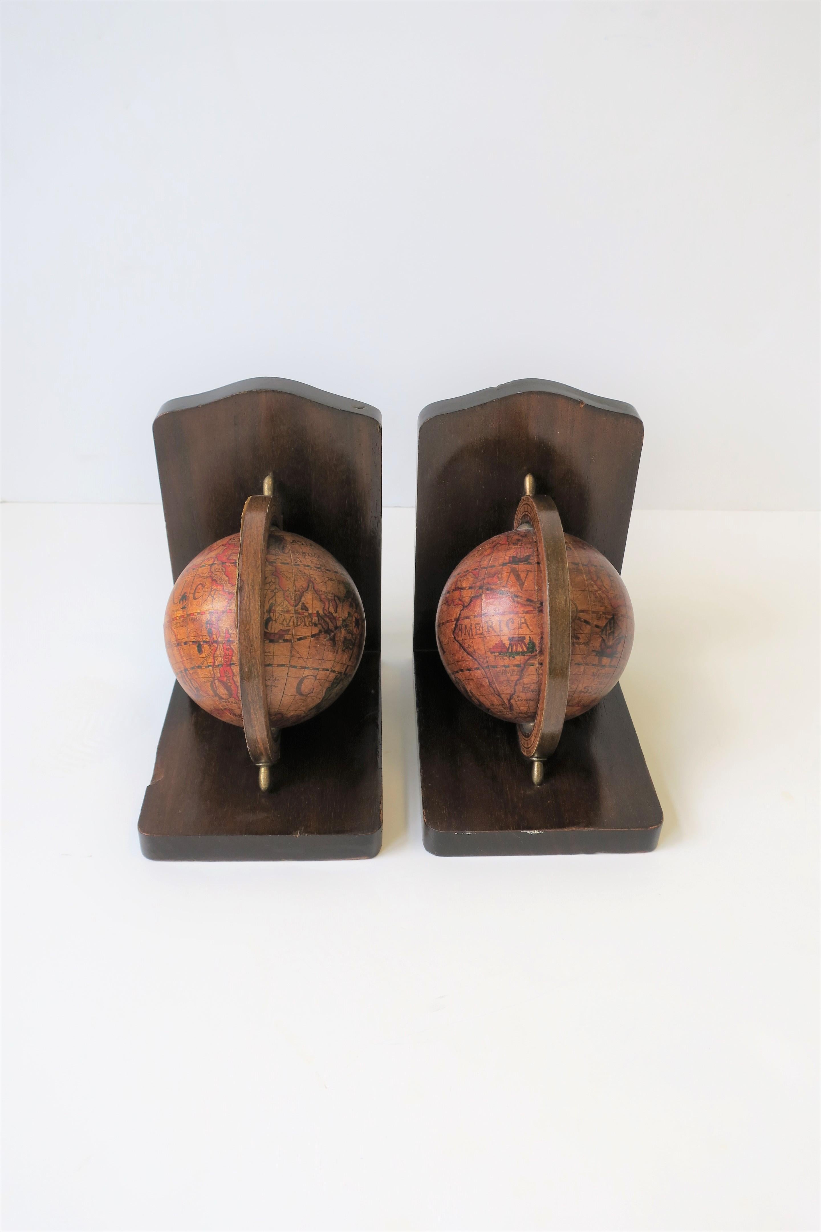 Brass Pair of Midcentury Italian World Globe Bookends