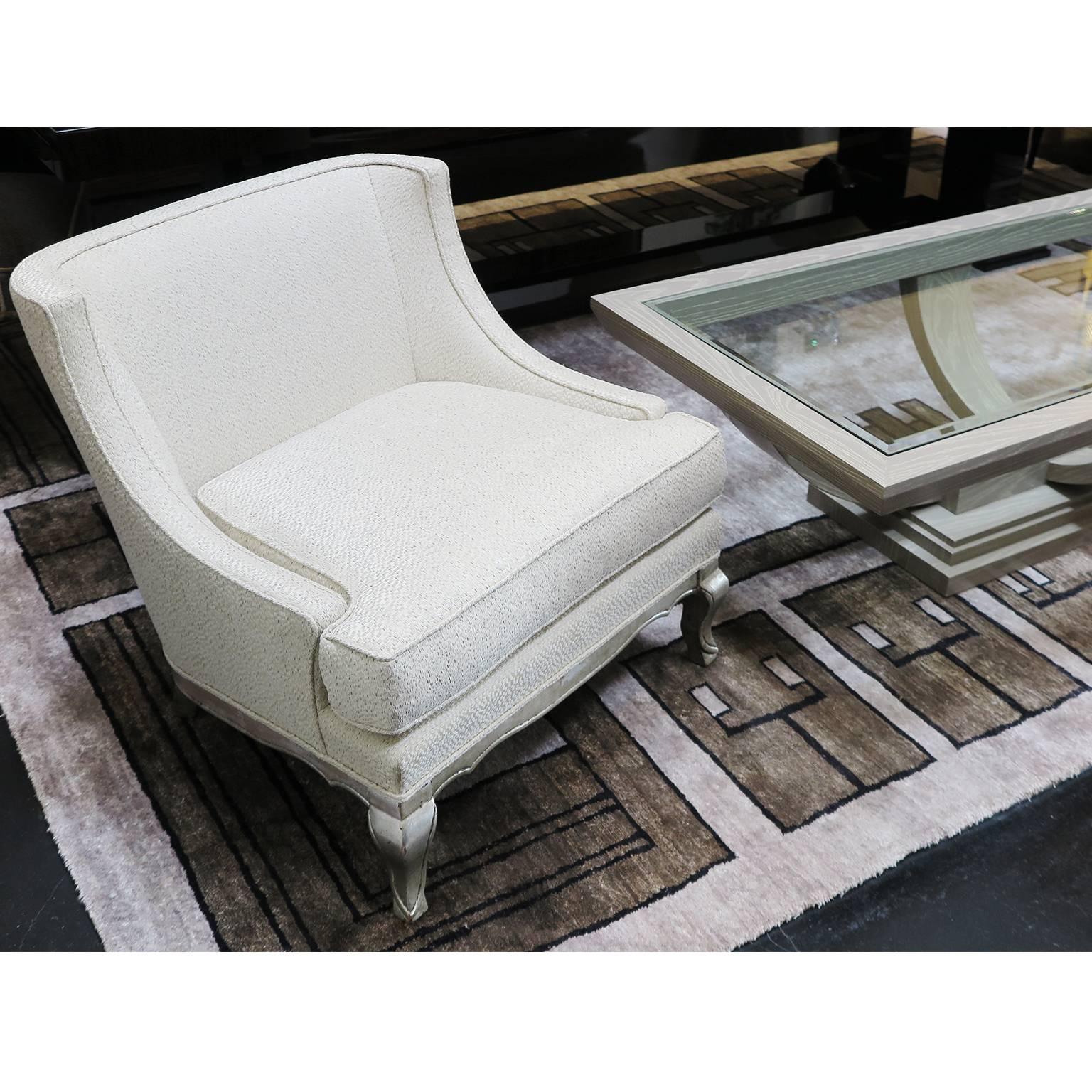 Paire de fauteuils de salon en lin et soie ivoire du milieu du siècle dernier, États-Unis, années 1950 environ en vente 5