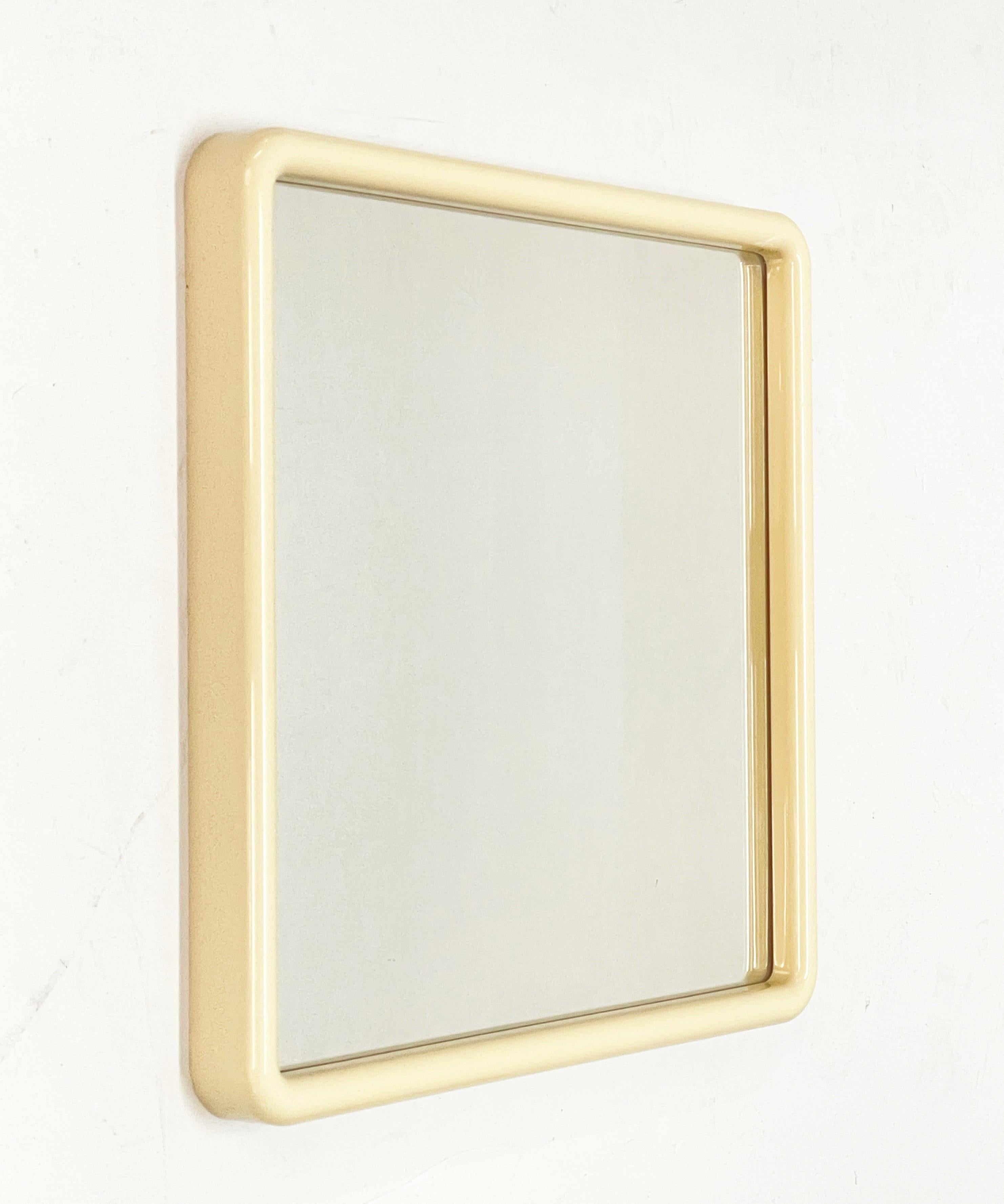 Mid-Century Modern Pair of Midcentury Ivory White Plastic Frame Italian Squared Mirrors, 1980s