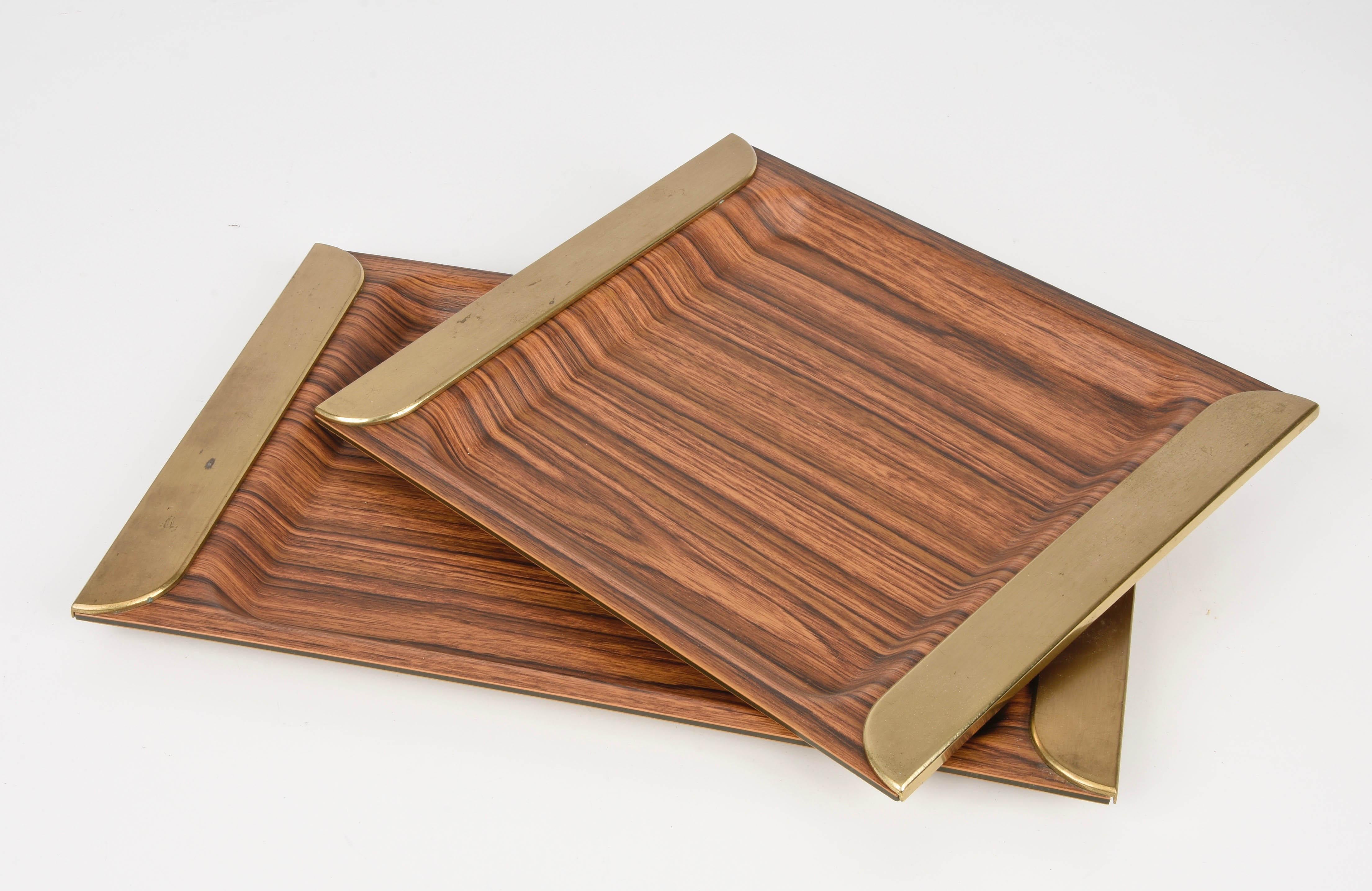  Pair of Midcentury Laminate and Brass Italian Trays Serving Pieces, 1970s For Sale 5