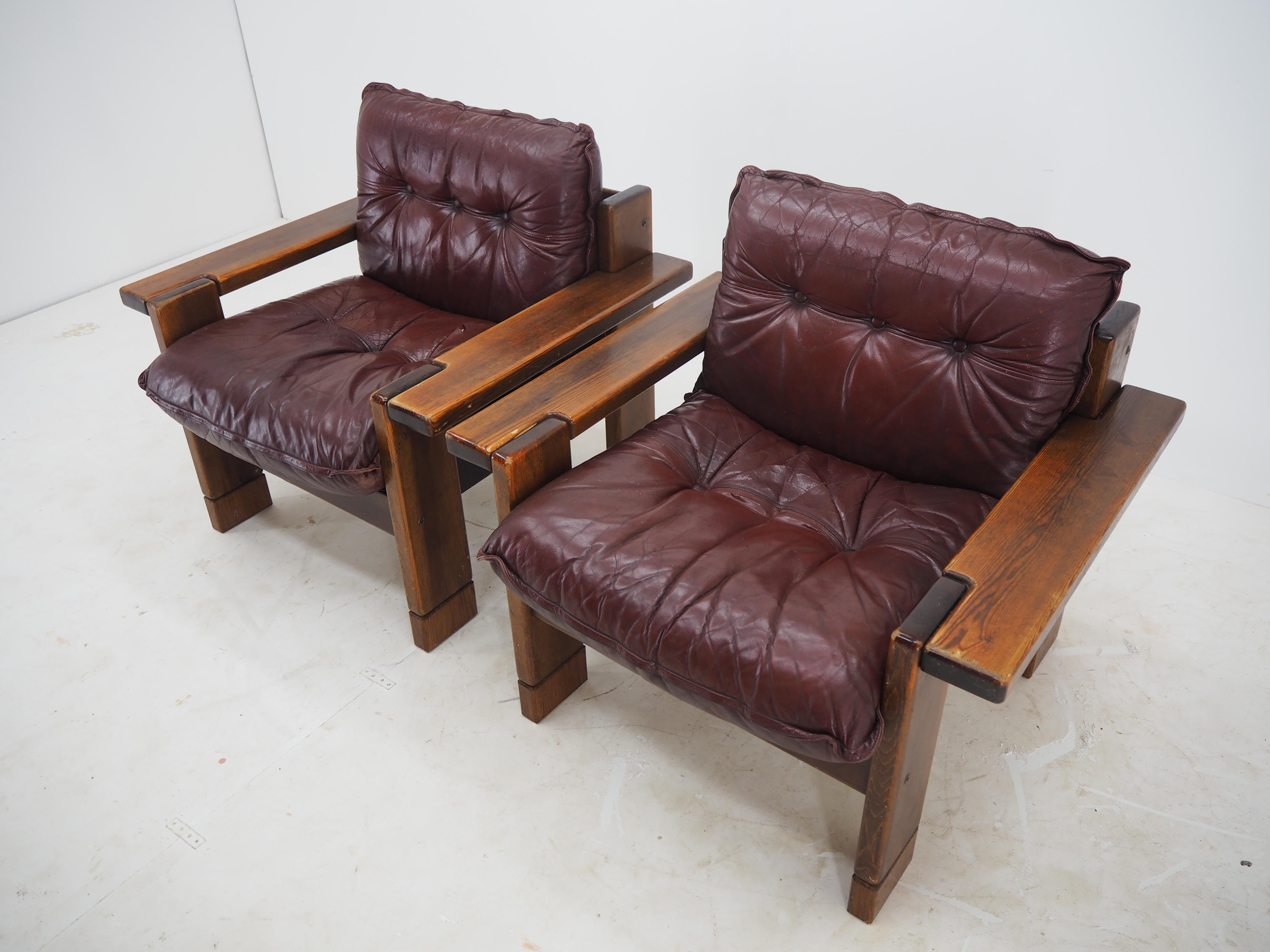 Mid-20th Century Pair of Midcentury Leather Armchairs, 1960s