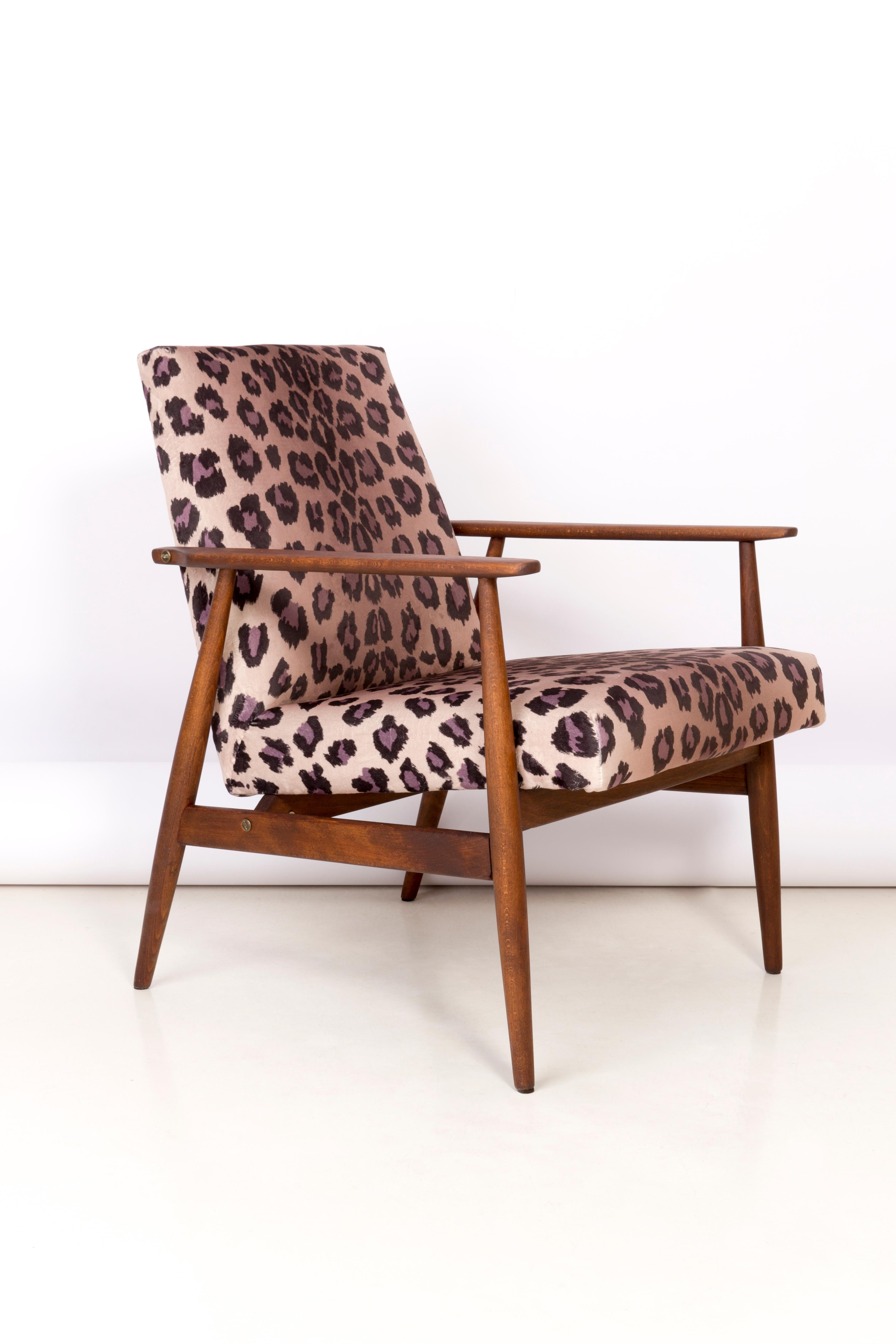 20th Century Pair of Midcentury Leopard Print Velvet Dante Armchairs, H. Lis, 1960s For Sale