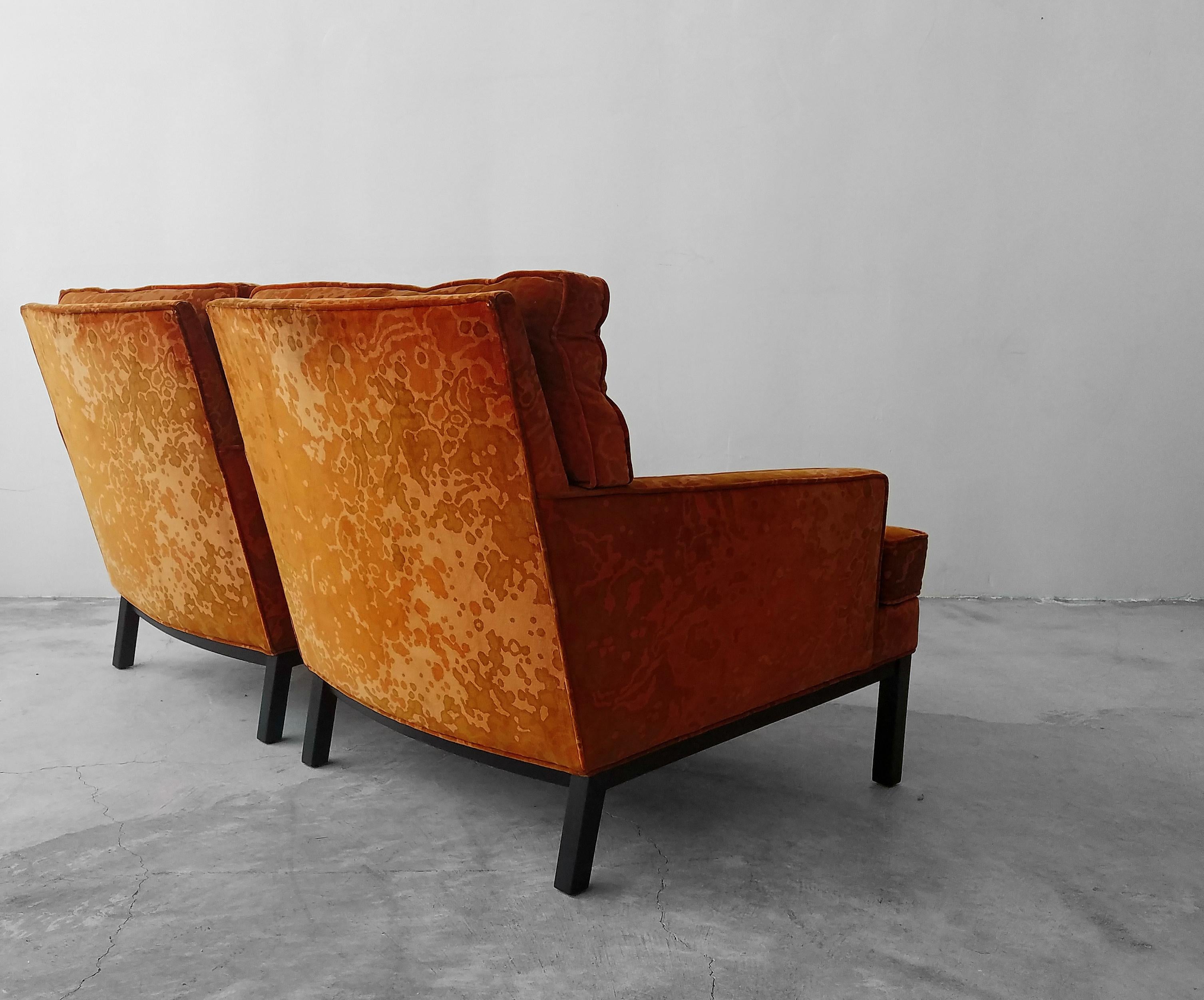 20th Century Pair of Midcentury Lounge Chairs Harvey Probber Style Jack Lenor Larsen Fabric