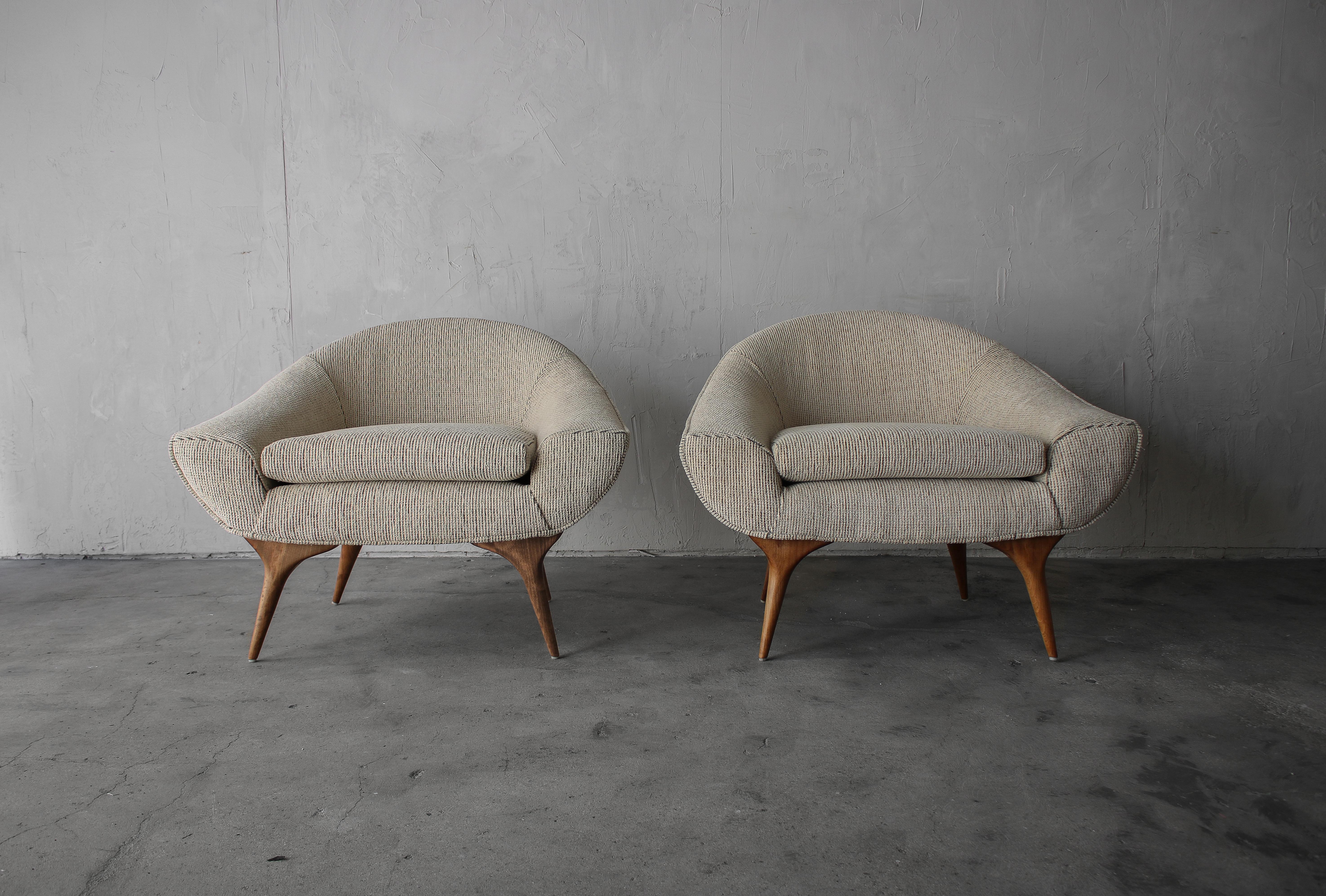 Mid-Century Modern Rare Pair of Midcentury Lounge Chairs by Karpen