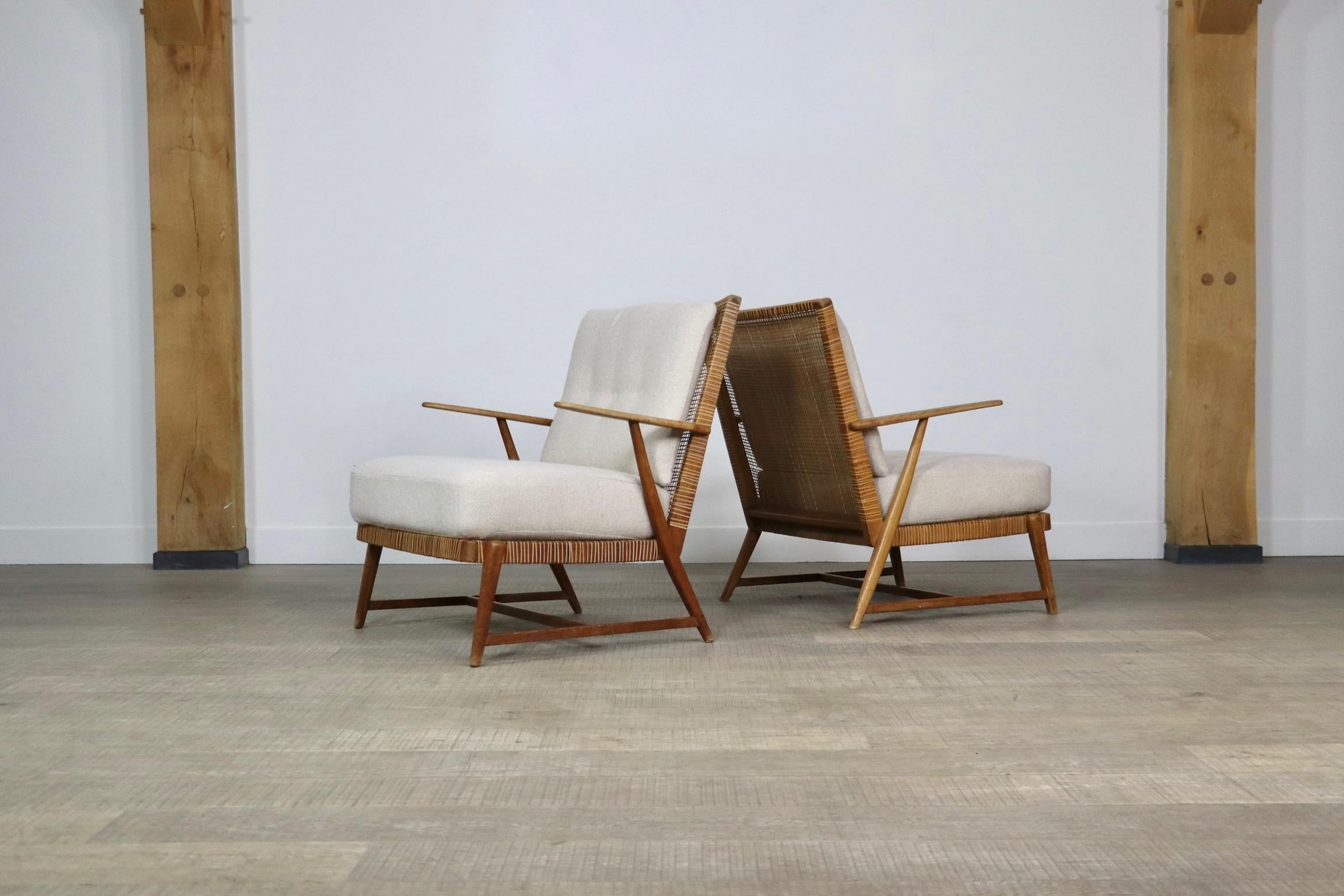 Pair of Midcentury lounge chairs in oak and cane, Germany, 1950s 5