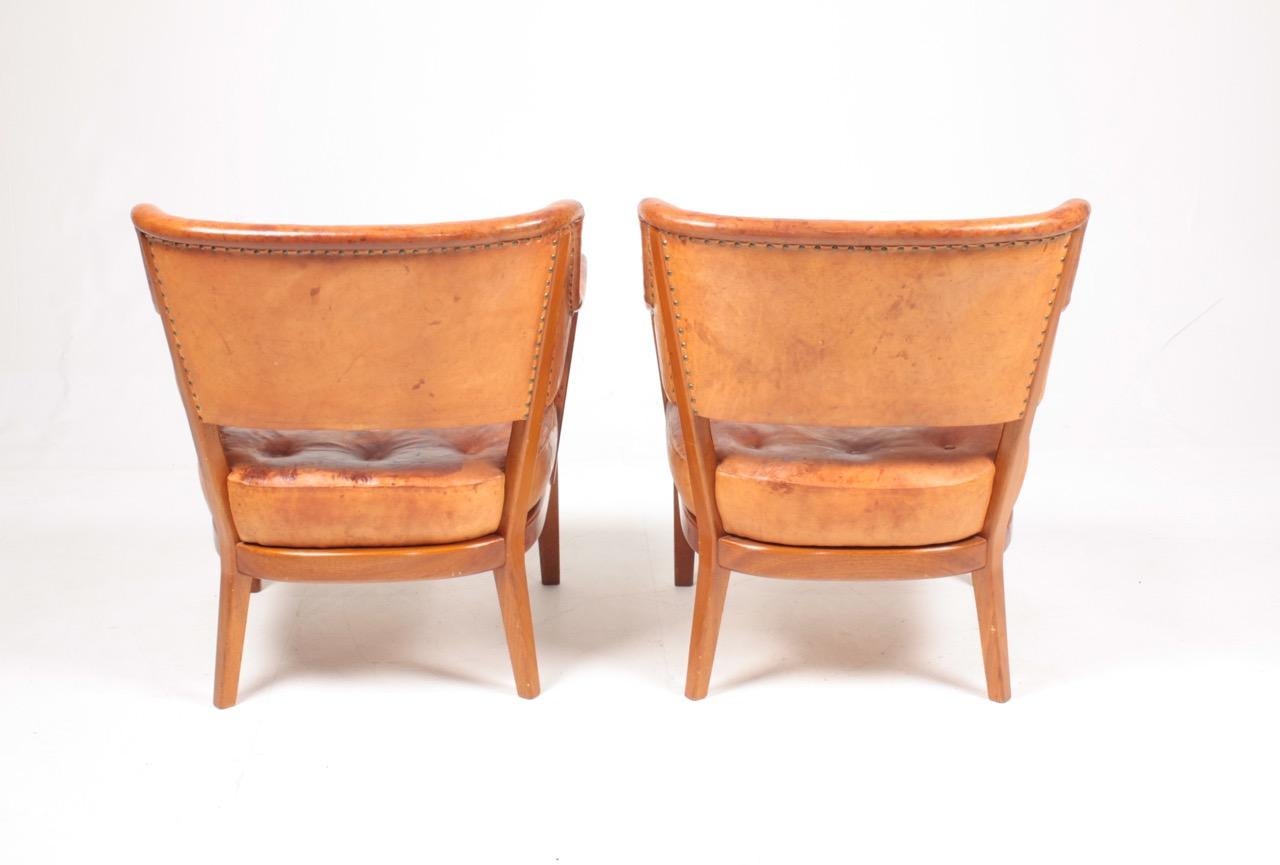 Pair of Midcentury Lounge Chairs in Patinated Leather, 1940s 7