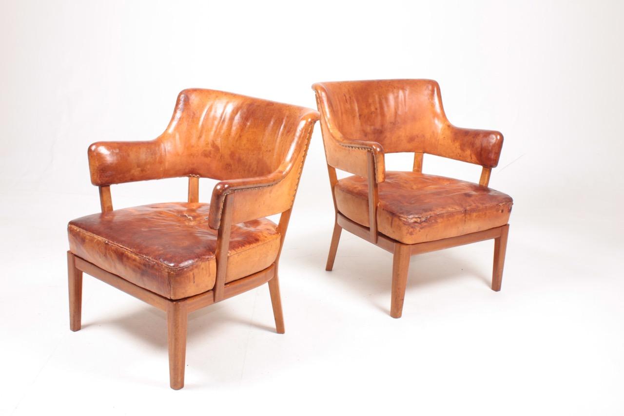 Danish Pair of Midcentury Lounge Chairs in Patinated Leather, 1940s