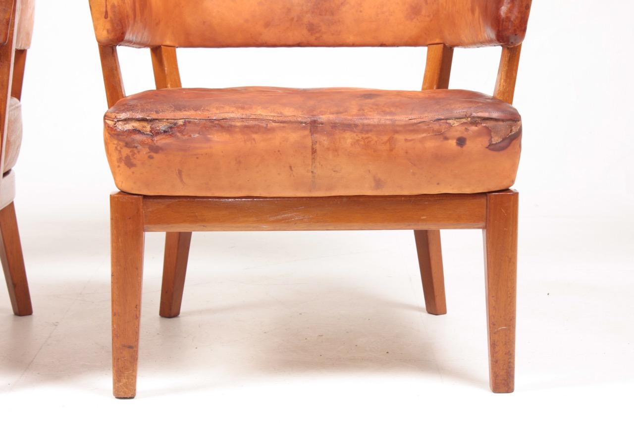 Pair of Midcentury Lounge Chairs in Patinated Leather, 1940s 2