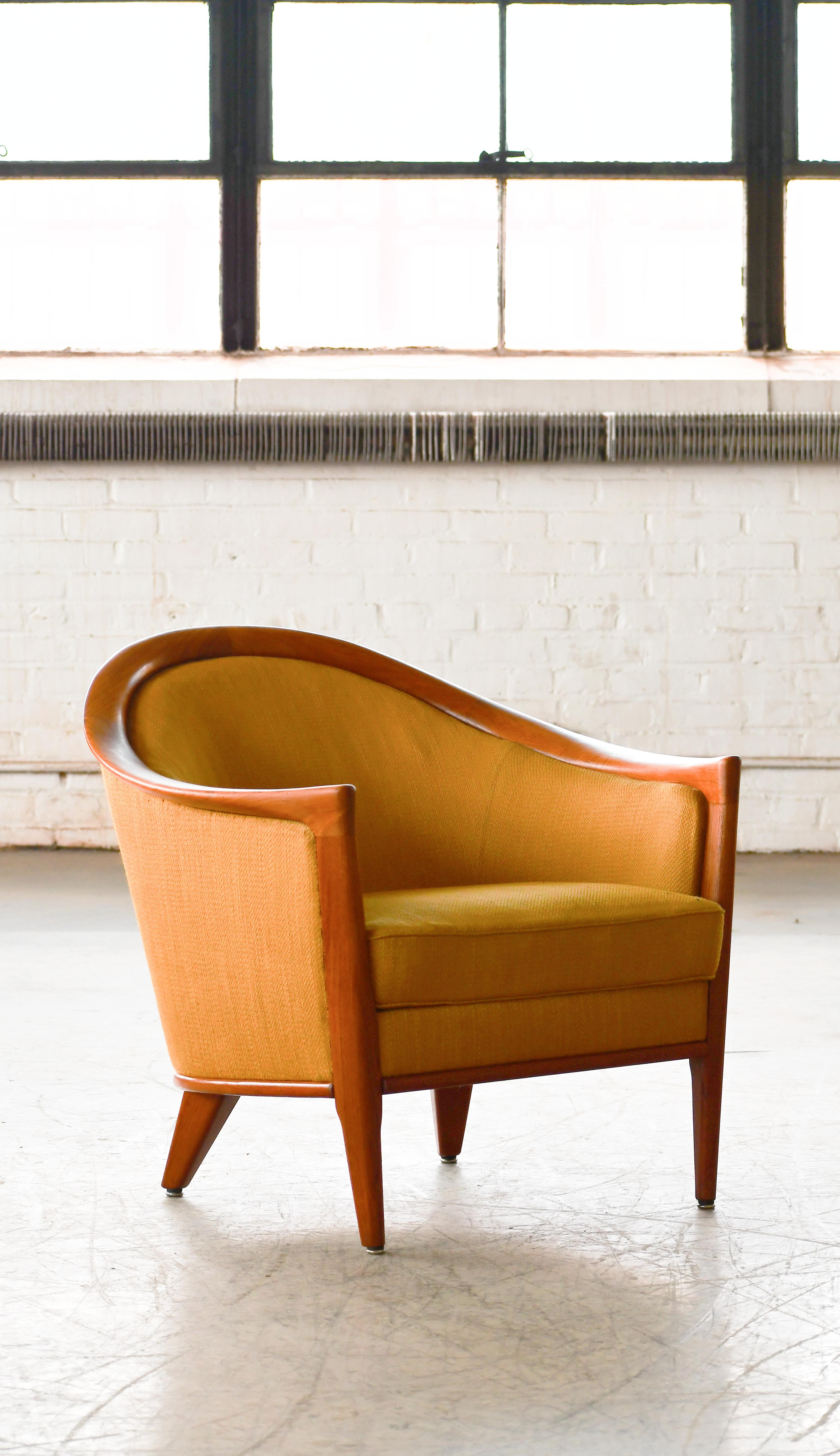 Scandinavian Modern Pair of Midcentury Lounge Chairs Model 