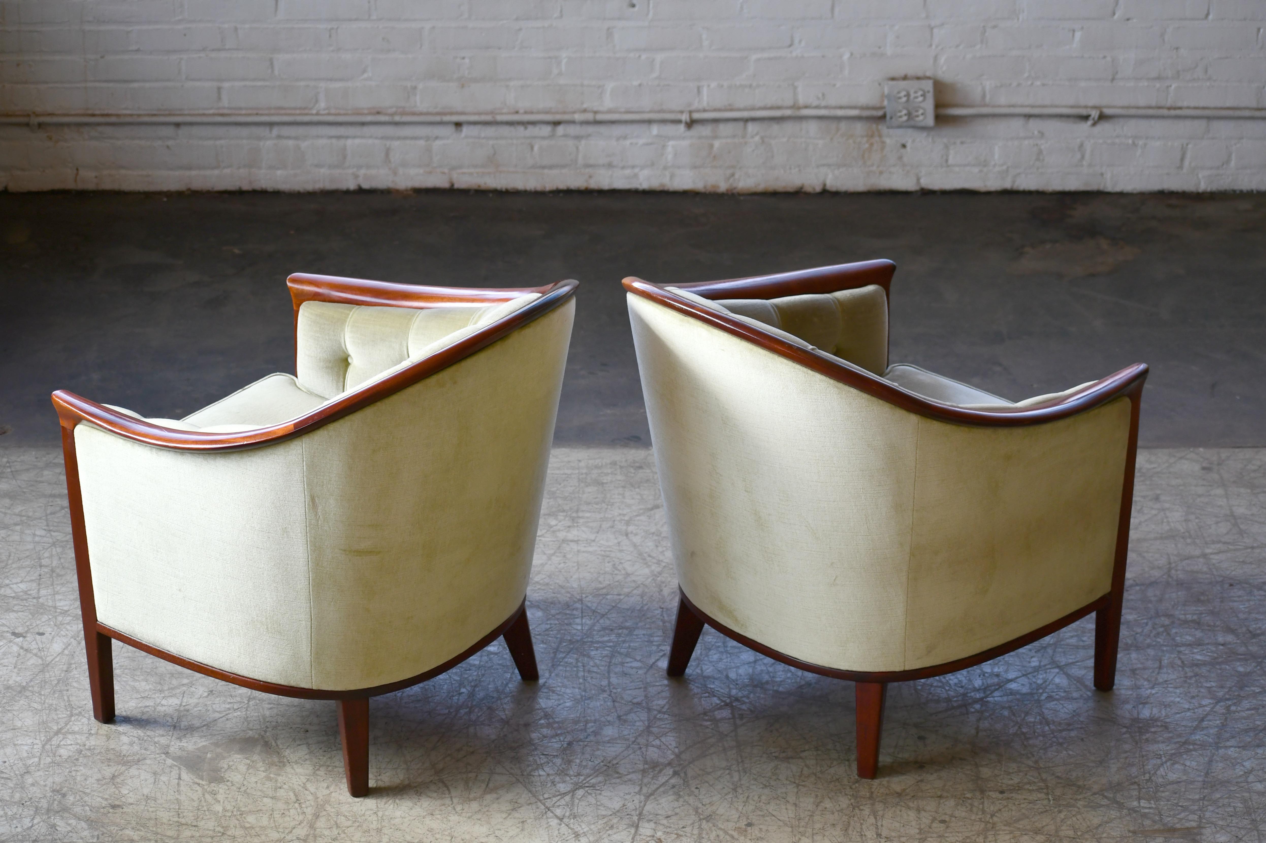 Walnut Pair of Midcentury Lounge Chairs Model 