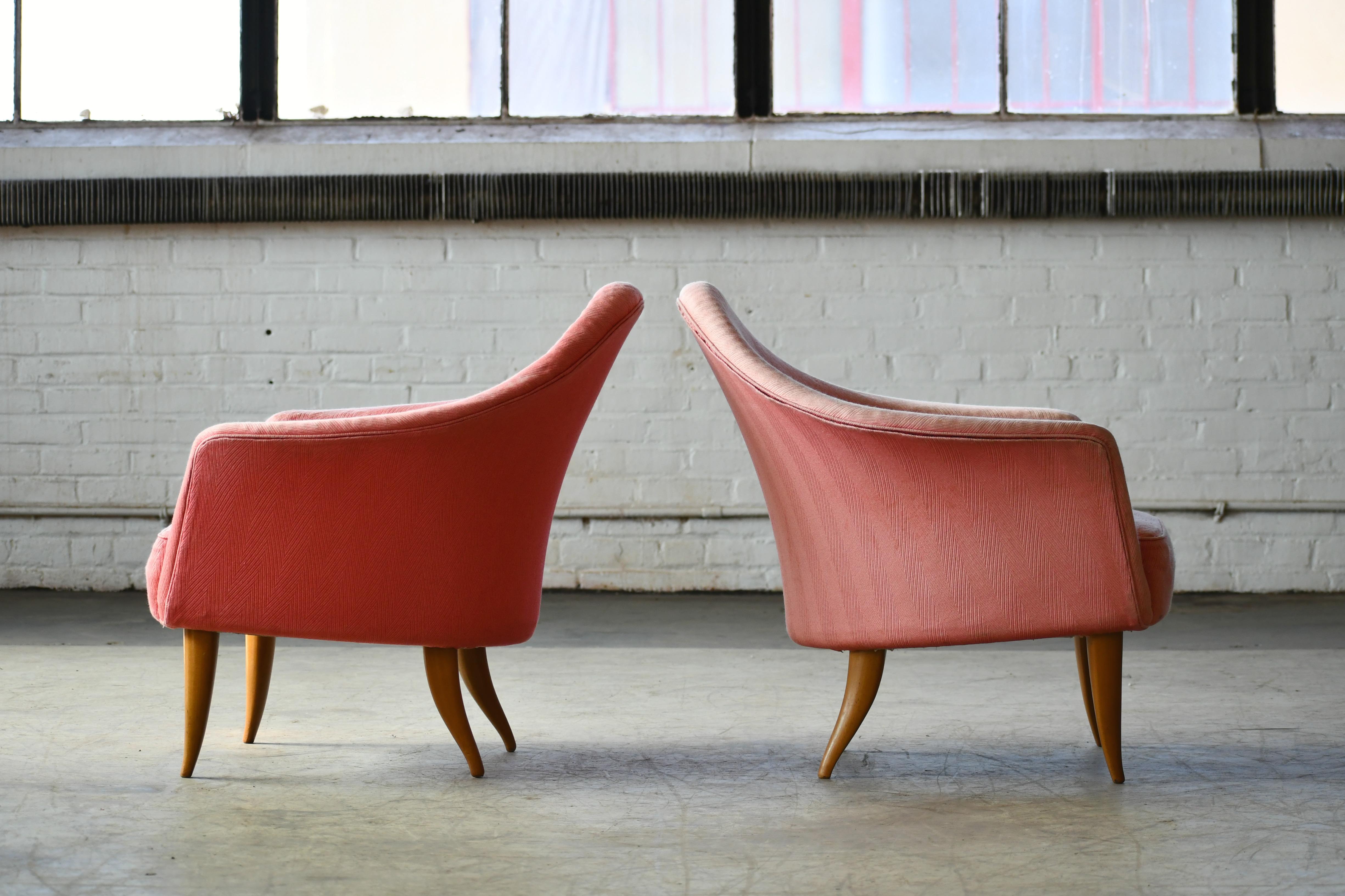 Mid-20th Century Pair of Midcentury Lounge Chairs Model 