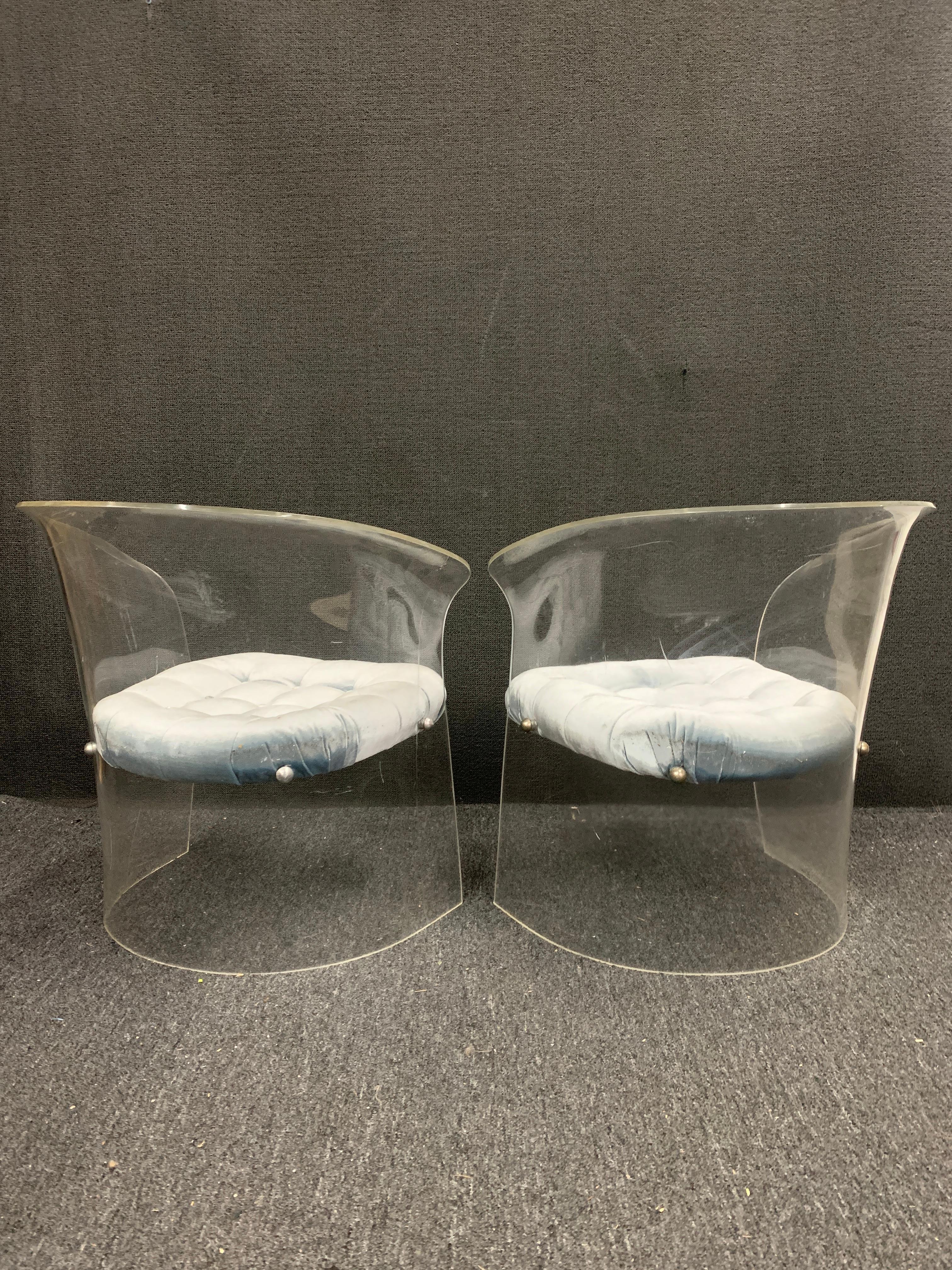 Pair of Midcentury Lucite Armchairs For Sale 4