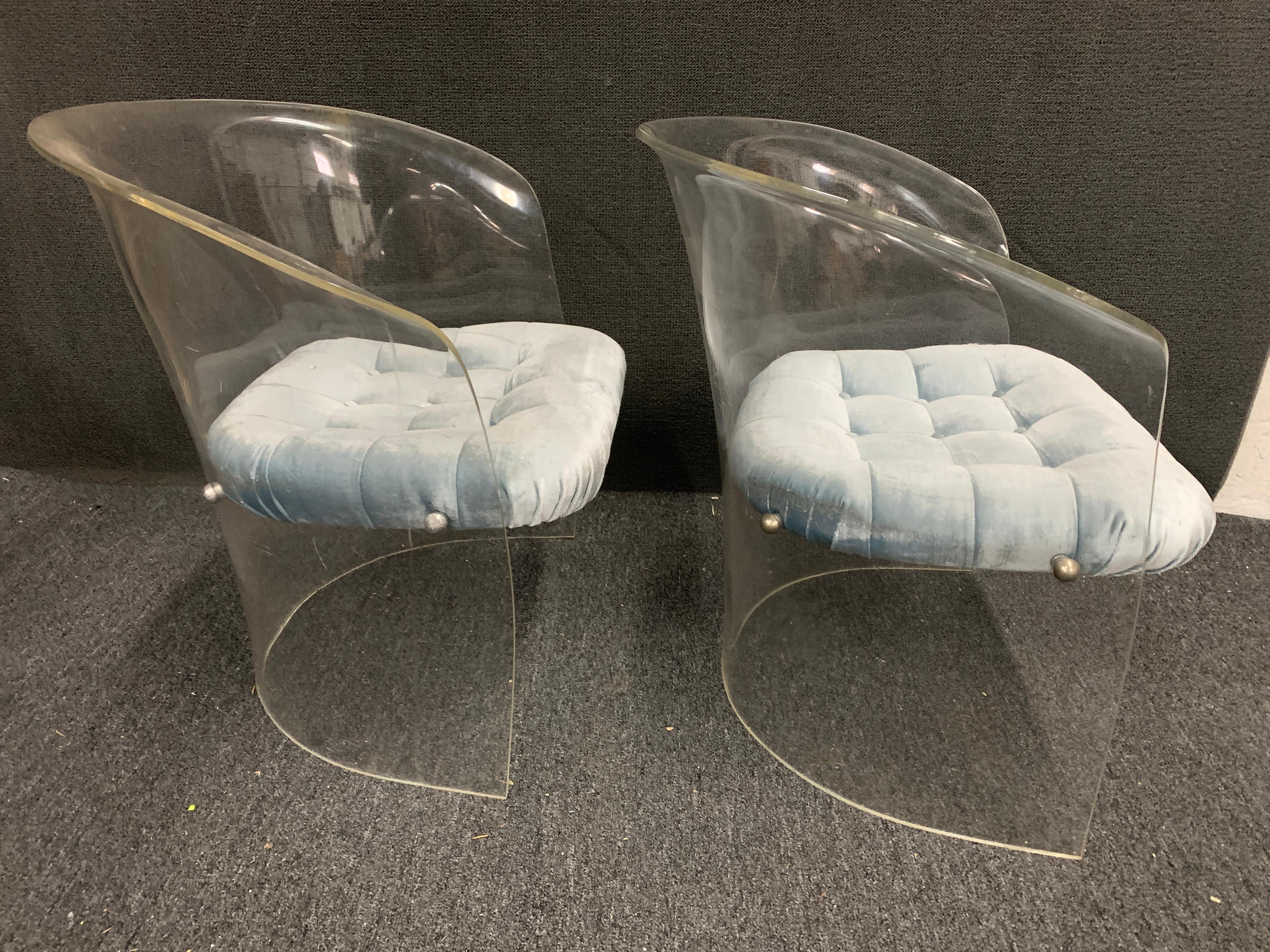 Pair of Midcentury Lucite Armchairs For Sale 1