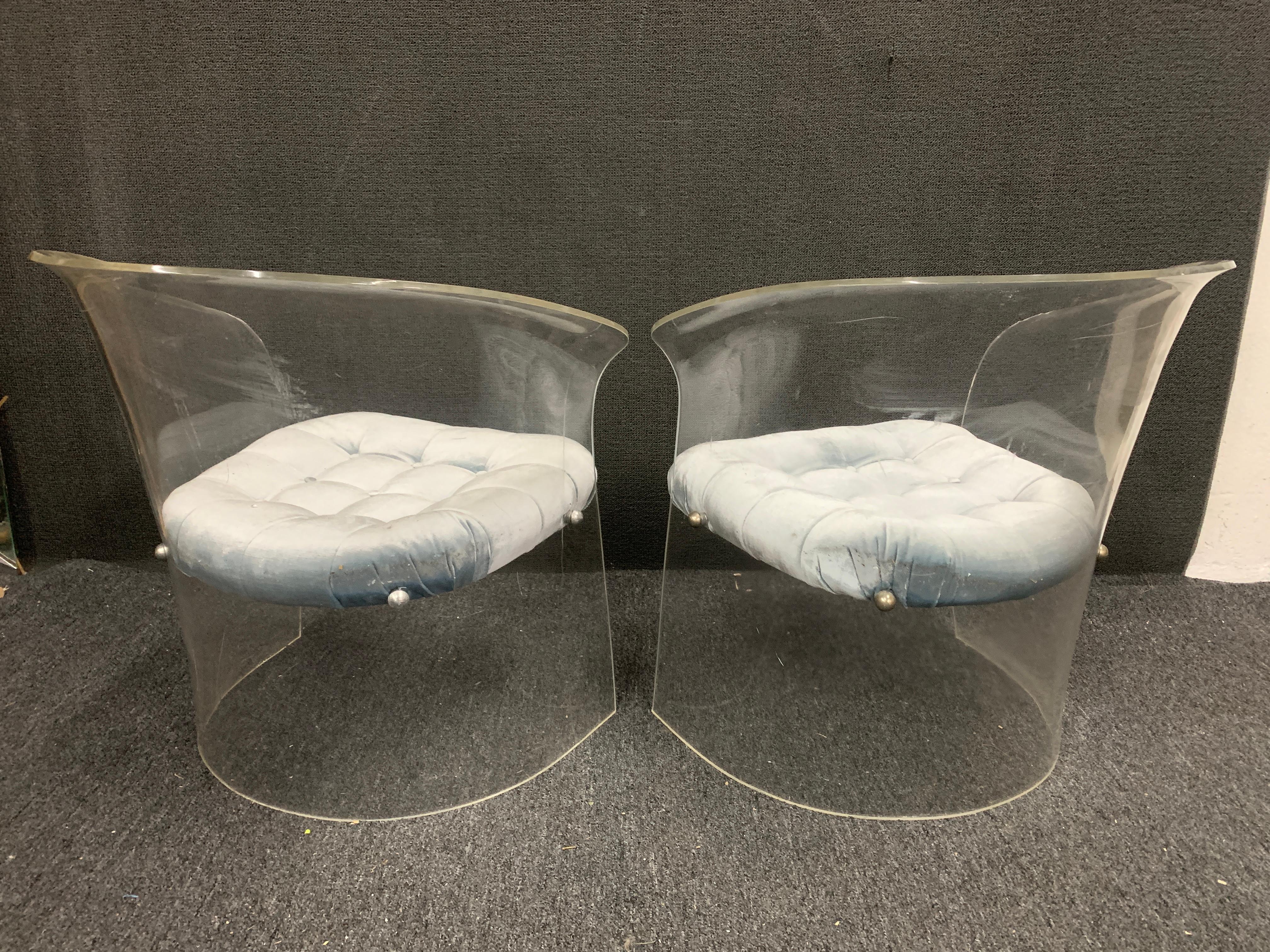 Pair of Midcentury Lucite Armchairs For Sale 3
