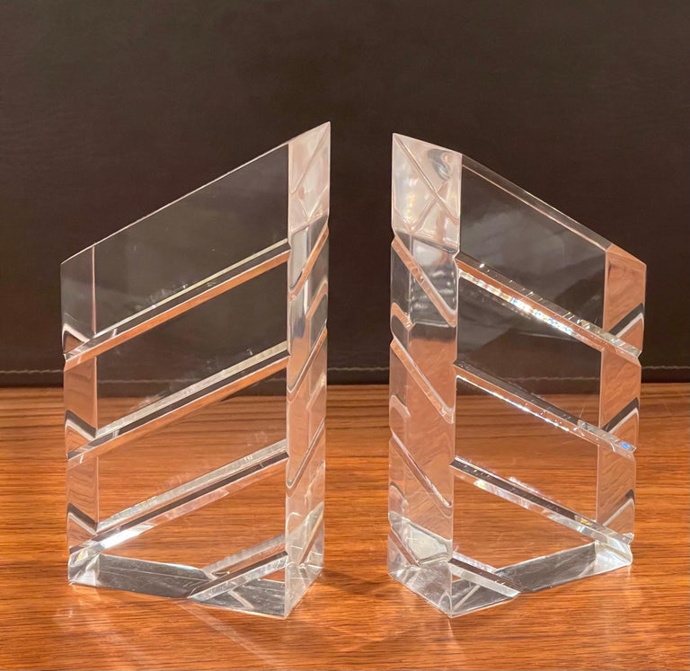 Pair of Midcentury Lucite Bookends by Herb Ritts for Astrolite For Sale 4