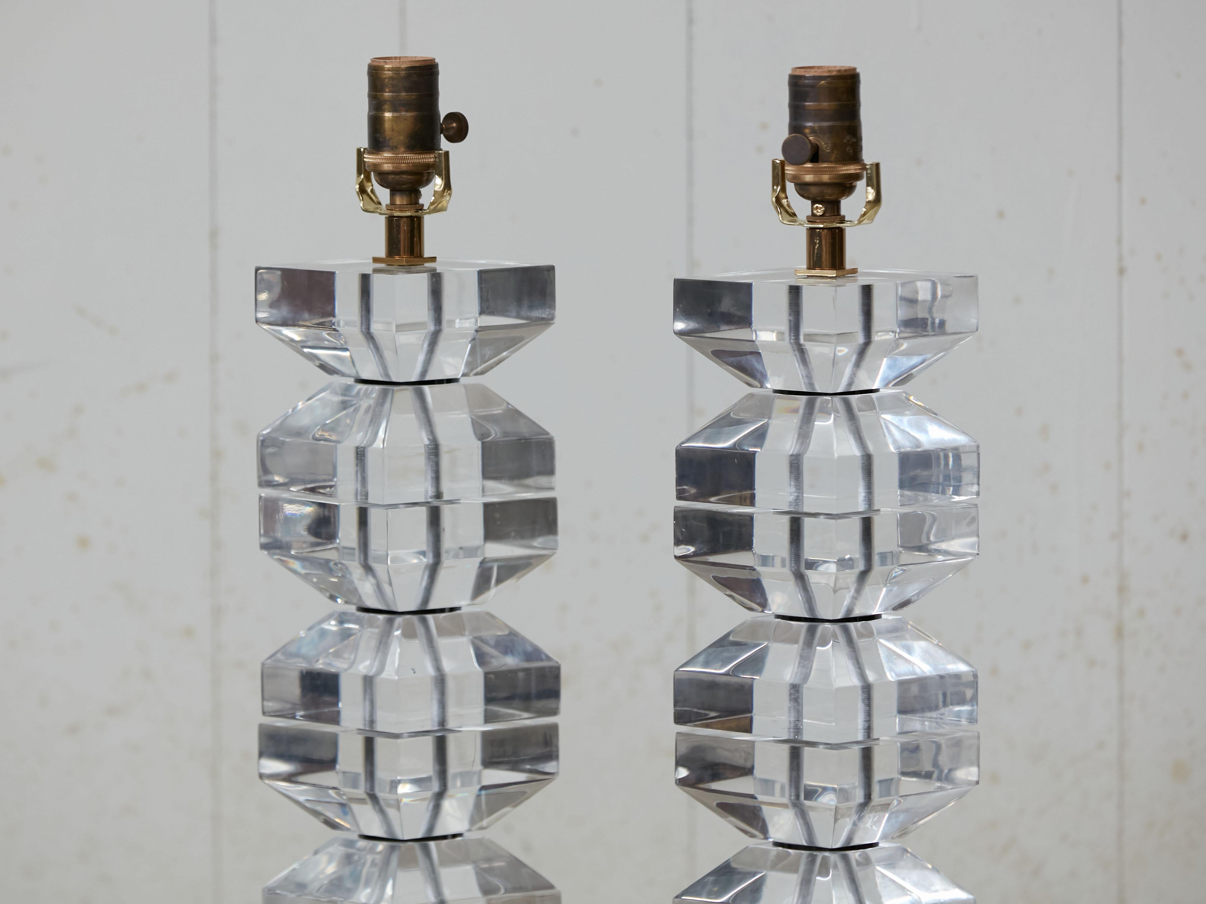Pair of Midcentury Lucite Table Lamps with Chamfered Cubes, Rewired for the US 12