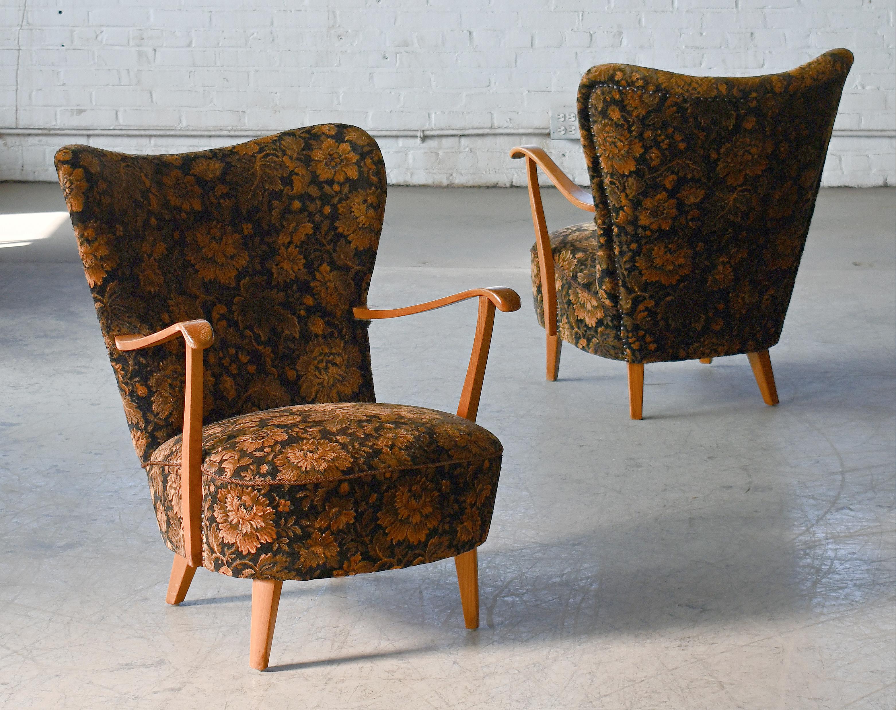 Mid-Century Modern Pair of  Midcentury Medium Back Lounge Chairs Denmark 1940's For Sale