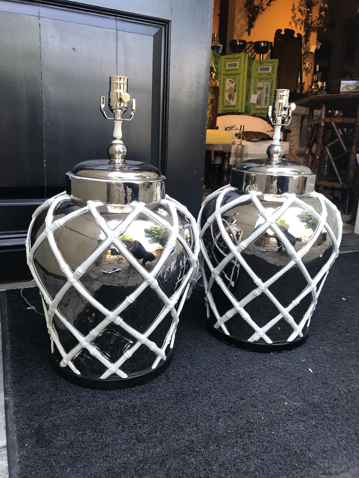 Pair of Mid-20th Century Mercury Glass Lamps with Faux Bamboo Lattice For Sale 2