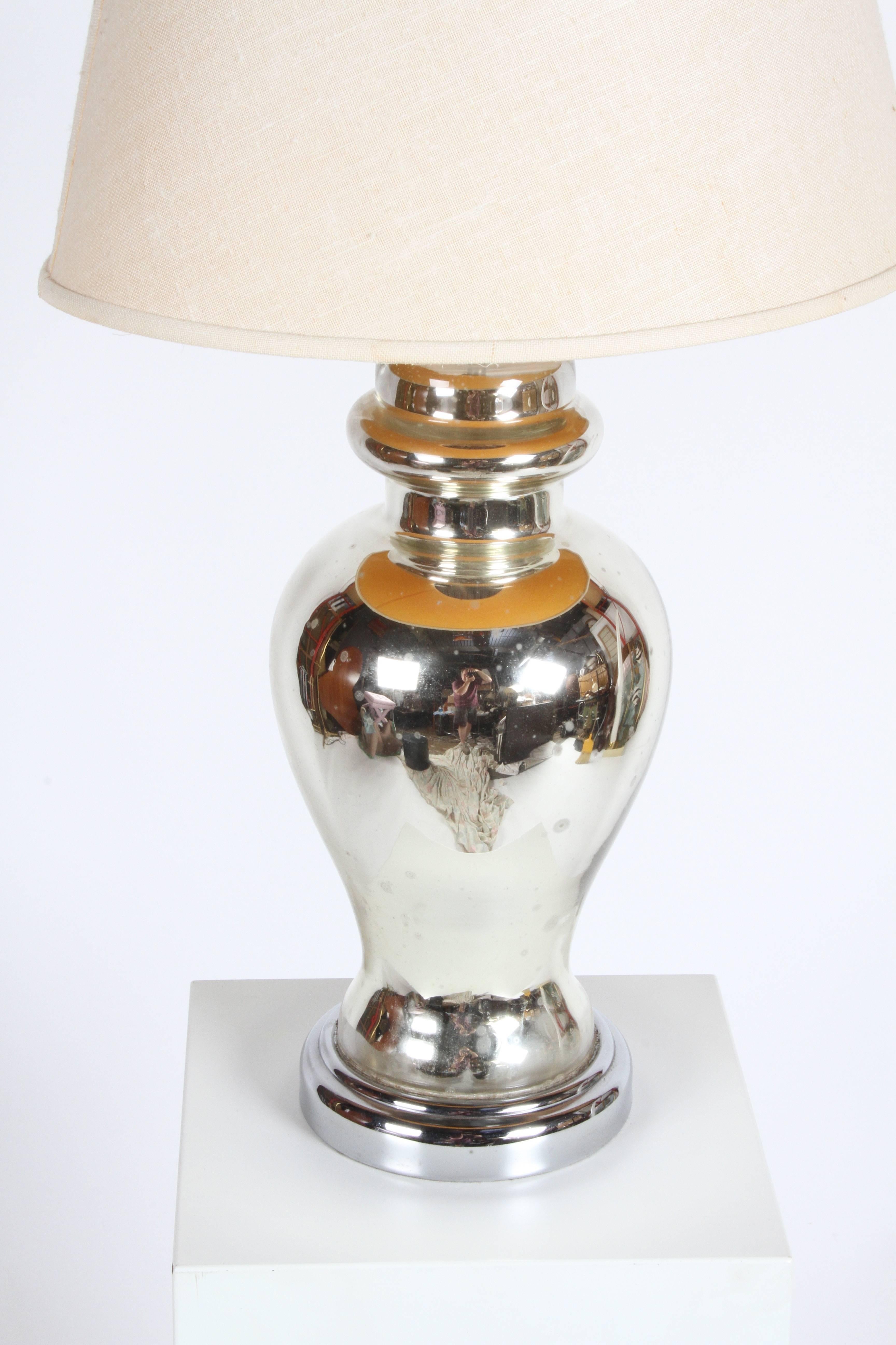 Pair of Mid-Century Classical Urn Form Mercury Glass Table Lamps In Good Condition For Sale In St. Louis, MO