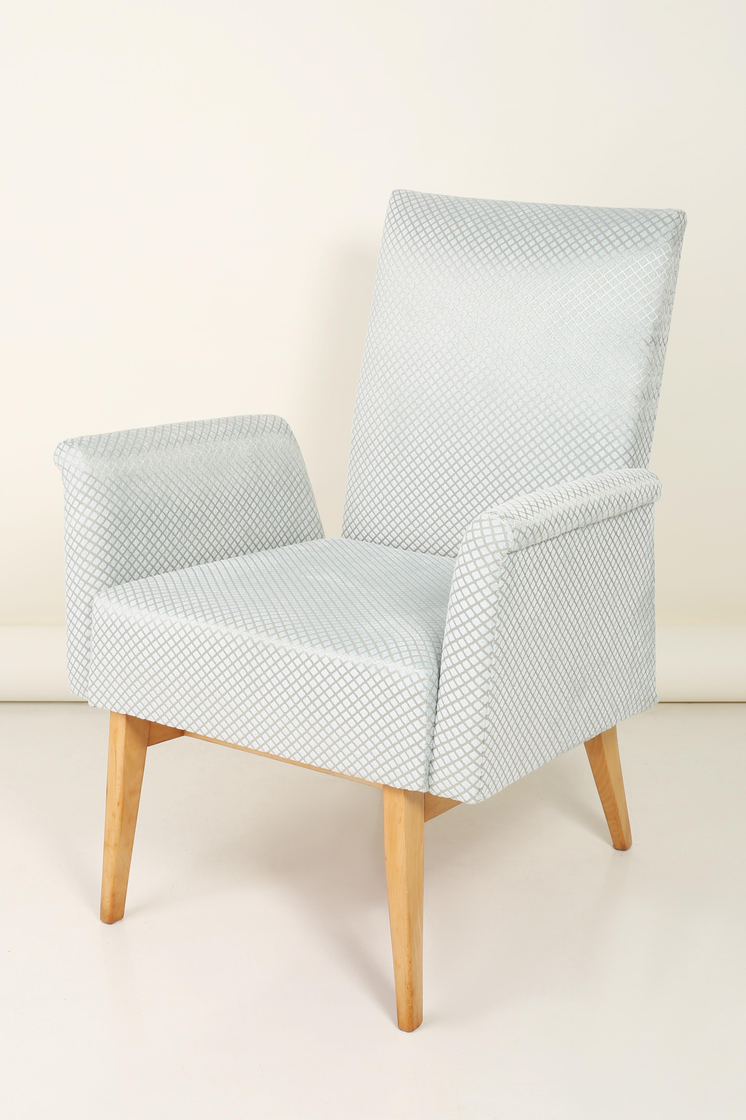 Pair of Mid-Century Modern Baby Blue Velvet Club Armchairs, 1960s For Sale 1