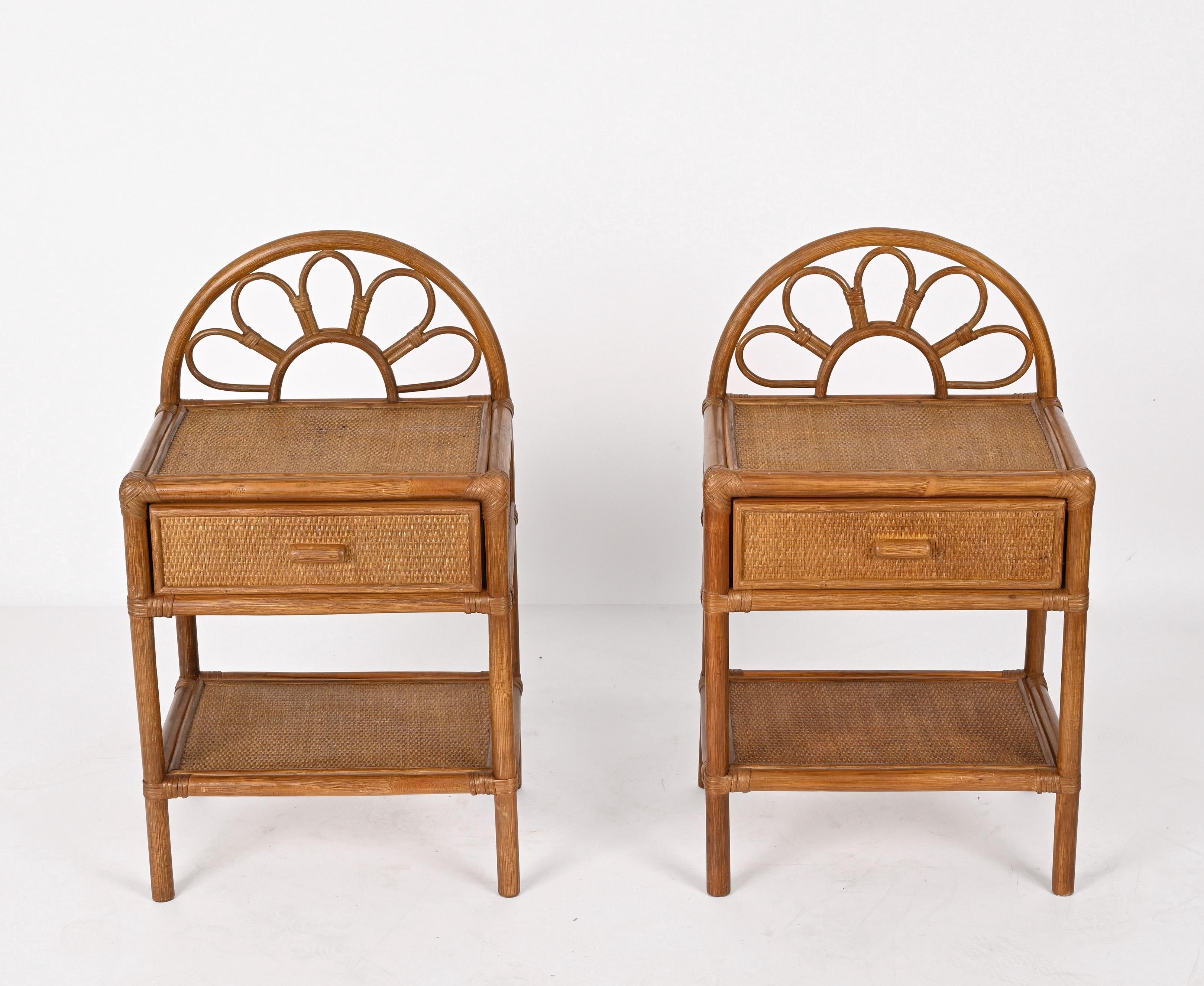 Incredible pair of Mid-Century Modern bamboo and rattan bedside tables. These fantastic pieces were designed in Italy during the 1970s.

The key features of this wonderful set are the beautiful rationalist straight lines, improved by using natural