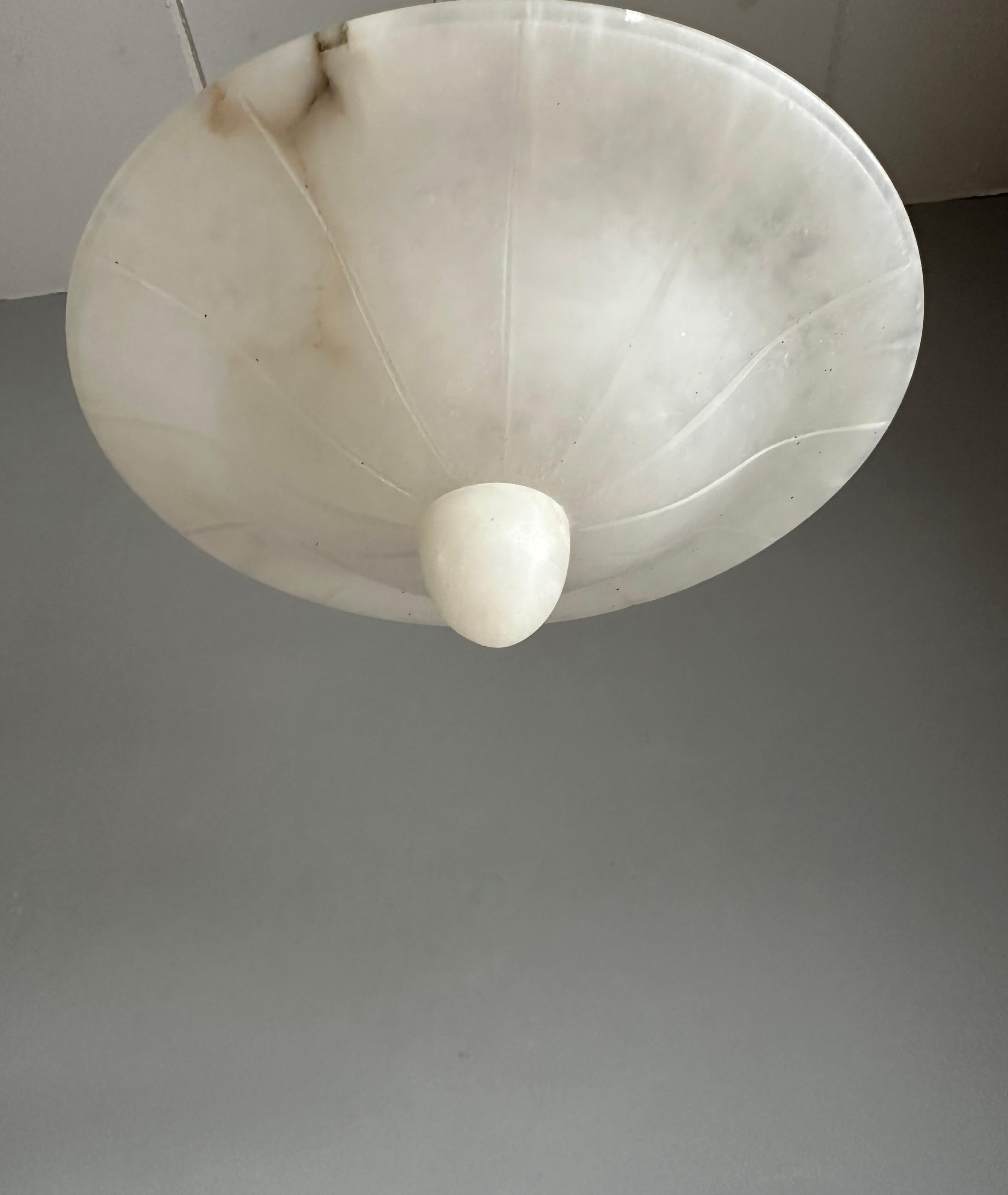 Paire d'affleurants / de lampes à suspension en albâtre de style Art Déco du milieu du siècle dernier en vente 1