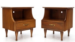 Pair of Midcentury Modern Light Walnut One Drawer Step Nightstands